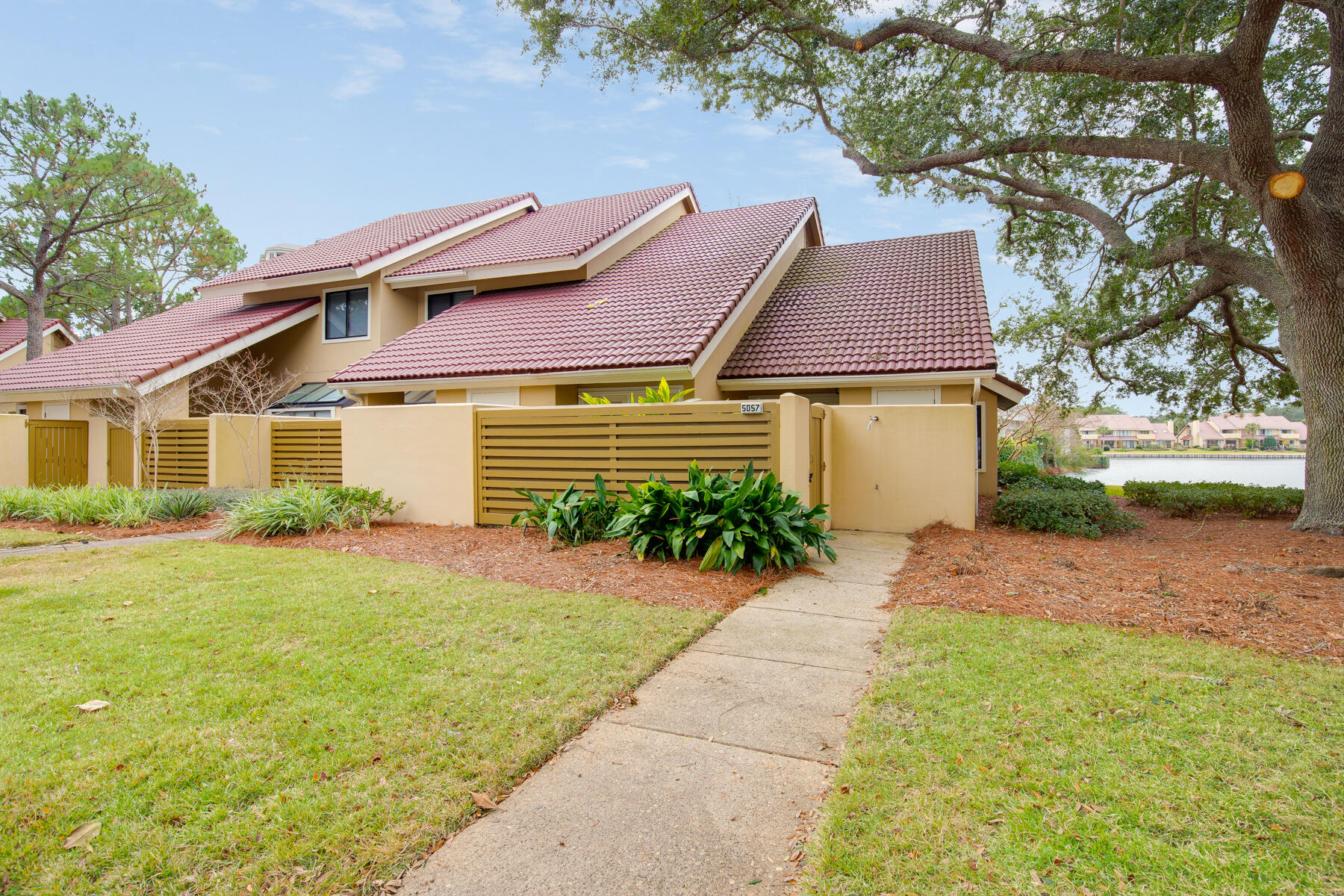 BEACHWALK VILLAS PH 02 - Residential