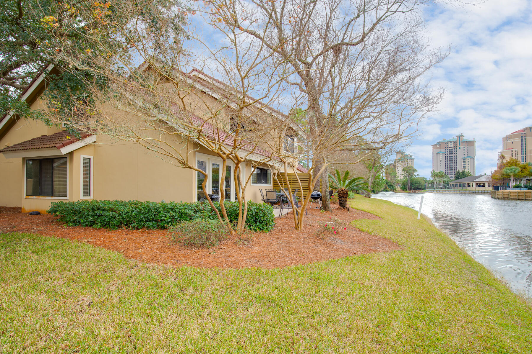 BEACHWALK VILLAS PH 02 - Residential