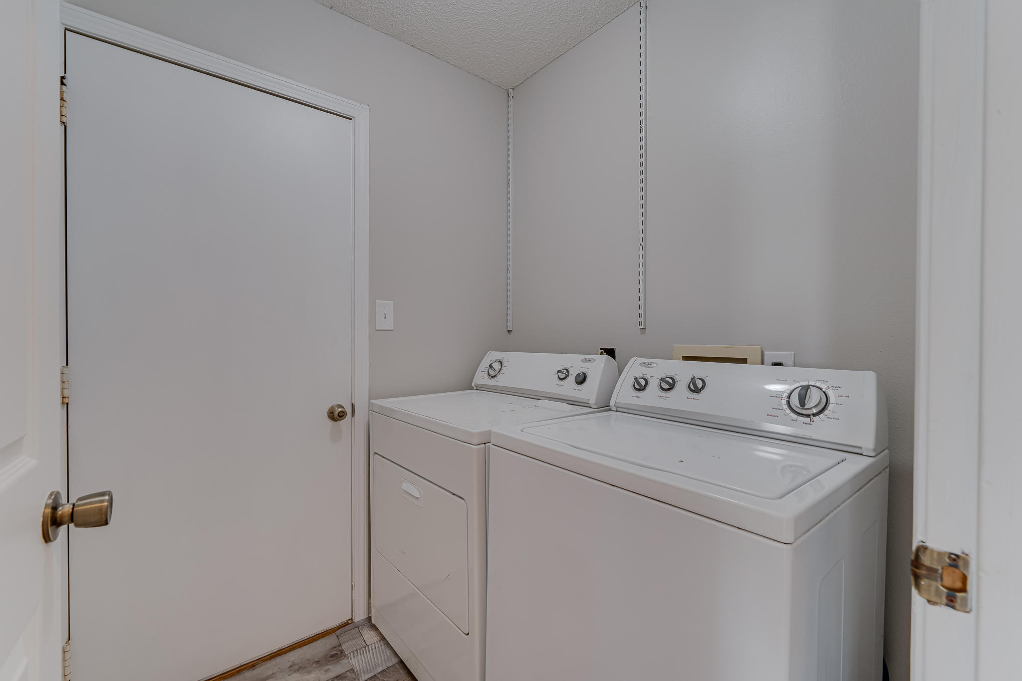 CRYSTAL LAKE ESTATES lot 1 - Residential