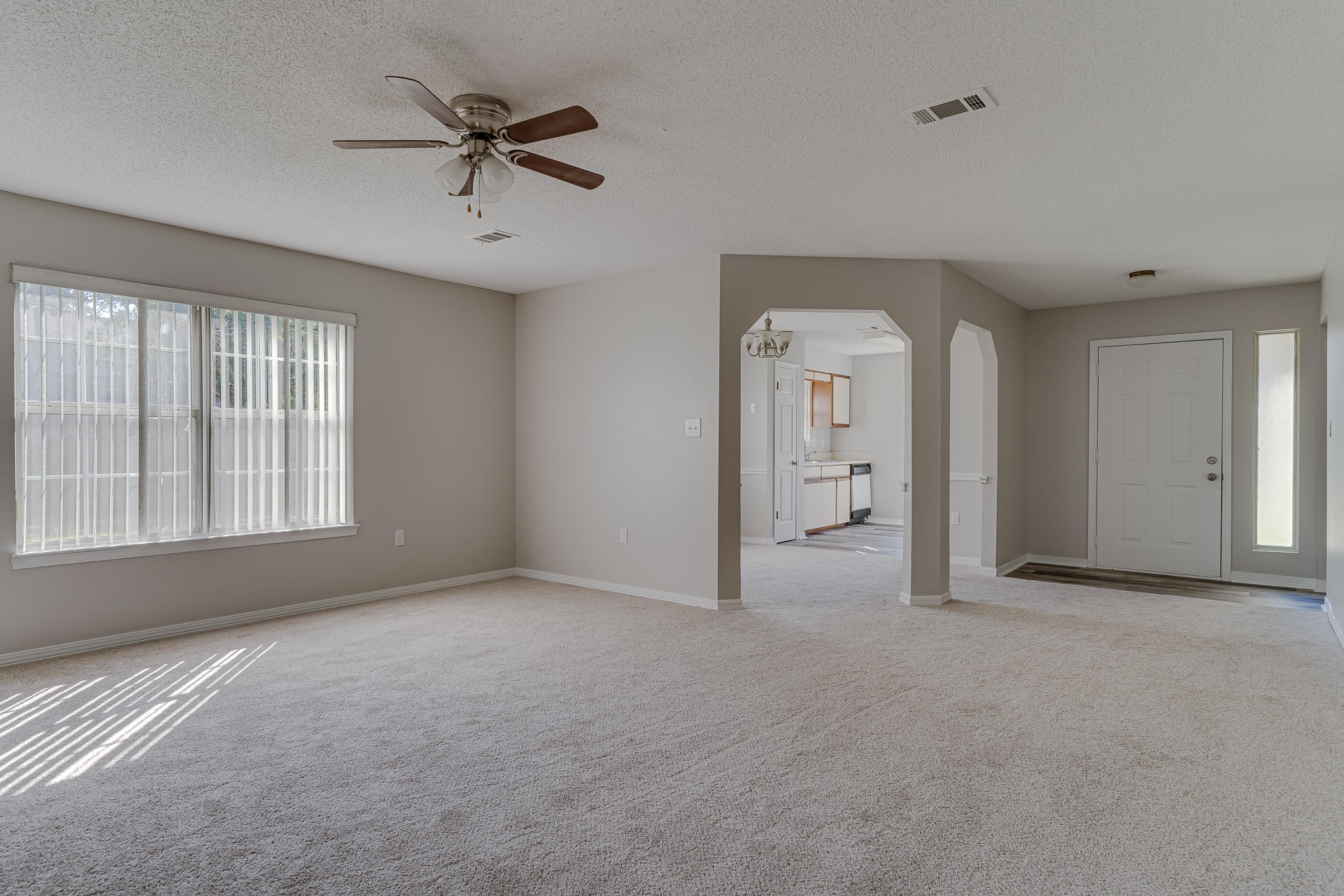 CRYSTAL LAKE ESTATES lot 1 - Residential