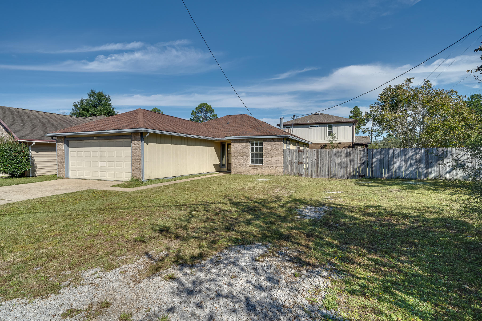 CRYSTAL LAKE ESTATES lot 1 - Residential