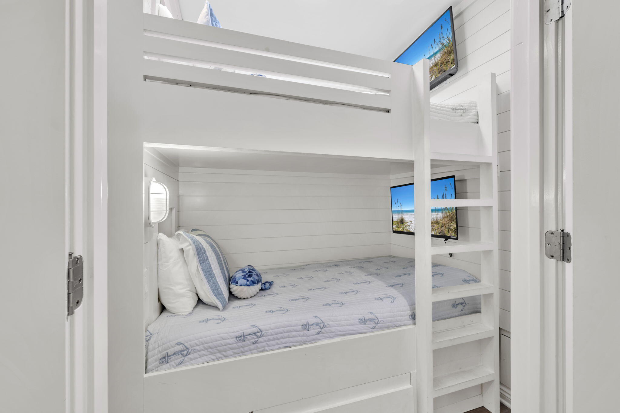 ADAGIO - Residential