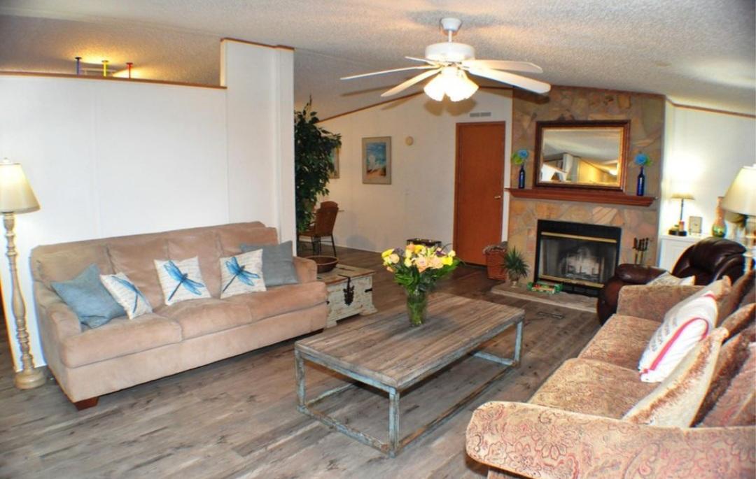 GULF SHORE MANOR - Residential