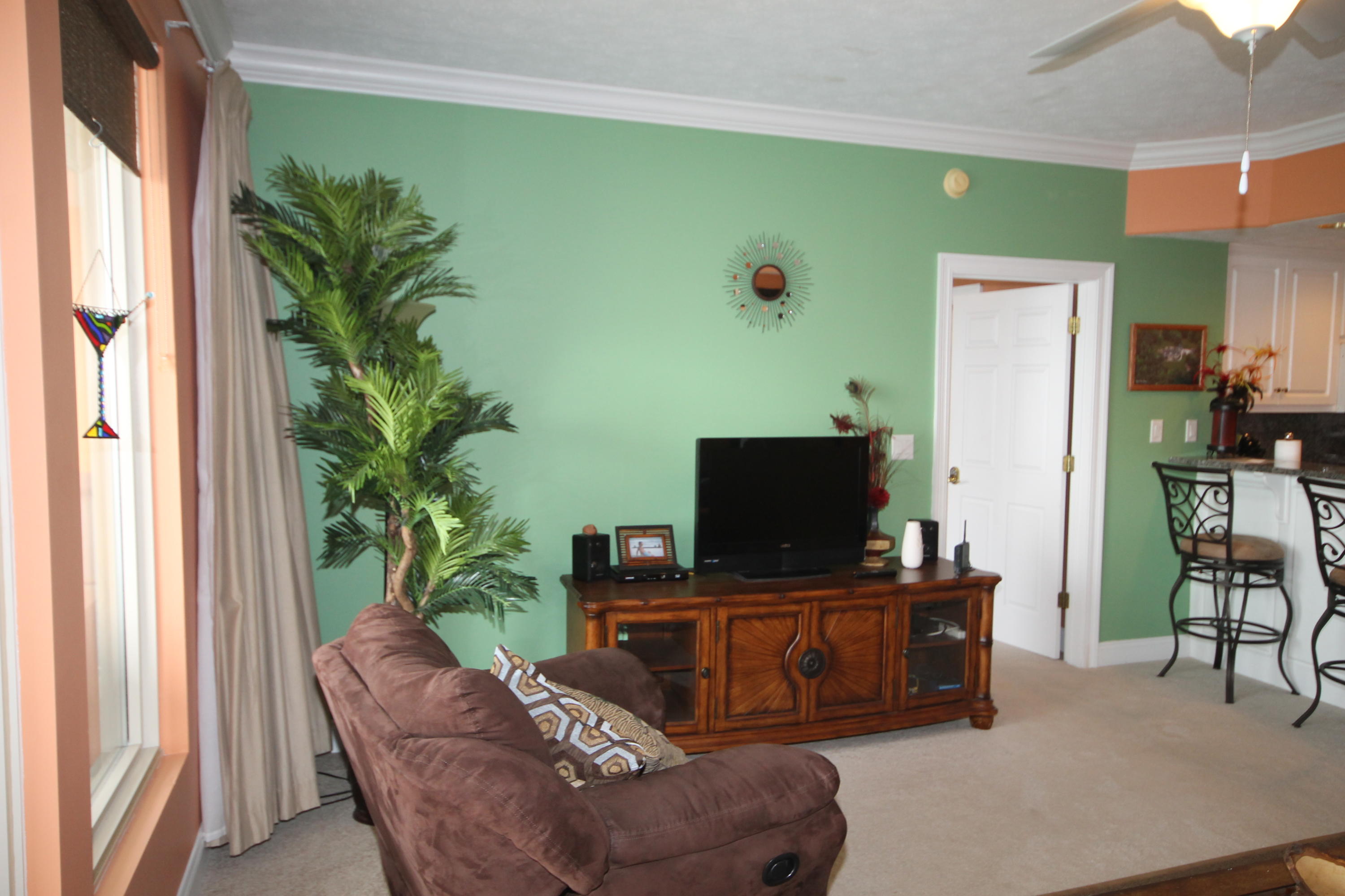 TREASURE ISLAND - Residential