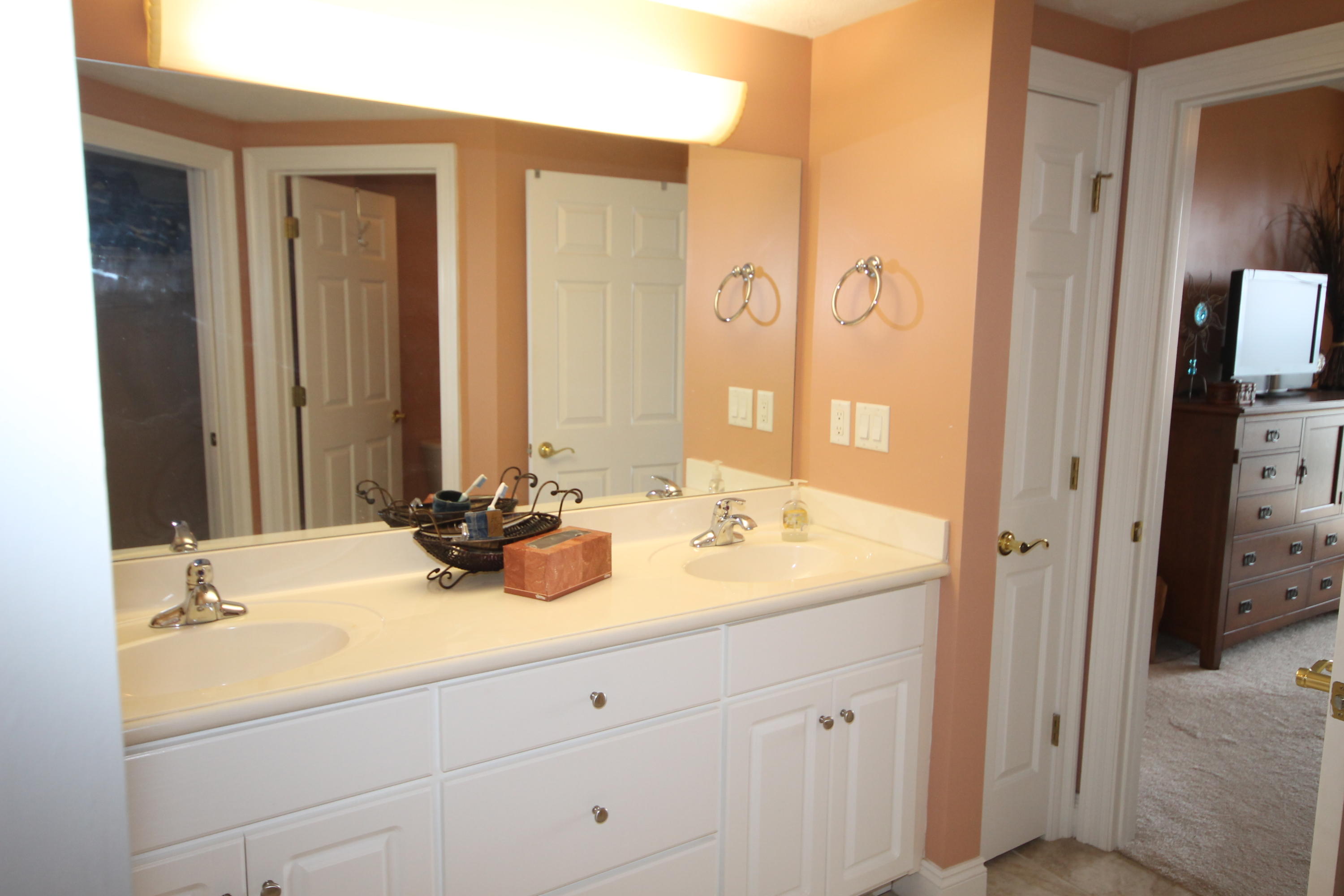 TREASURE ISLAND - Residential