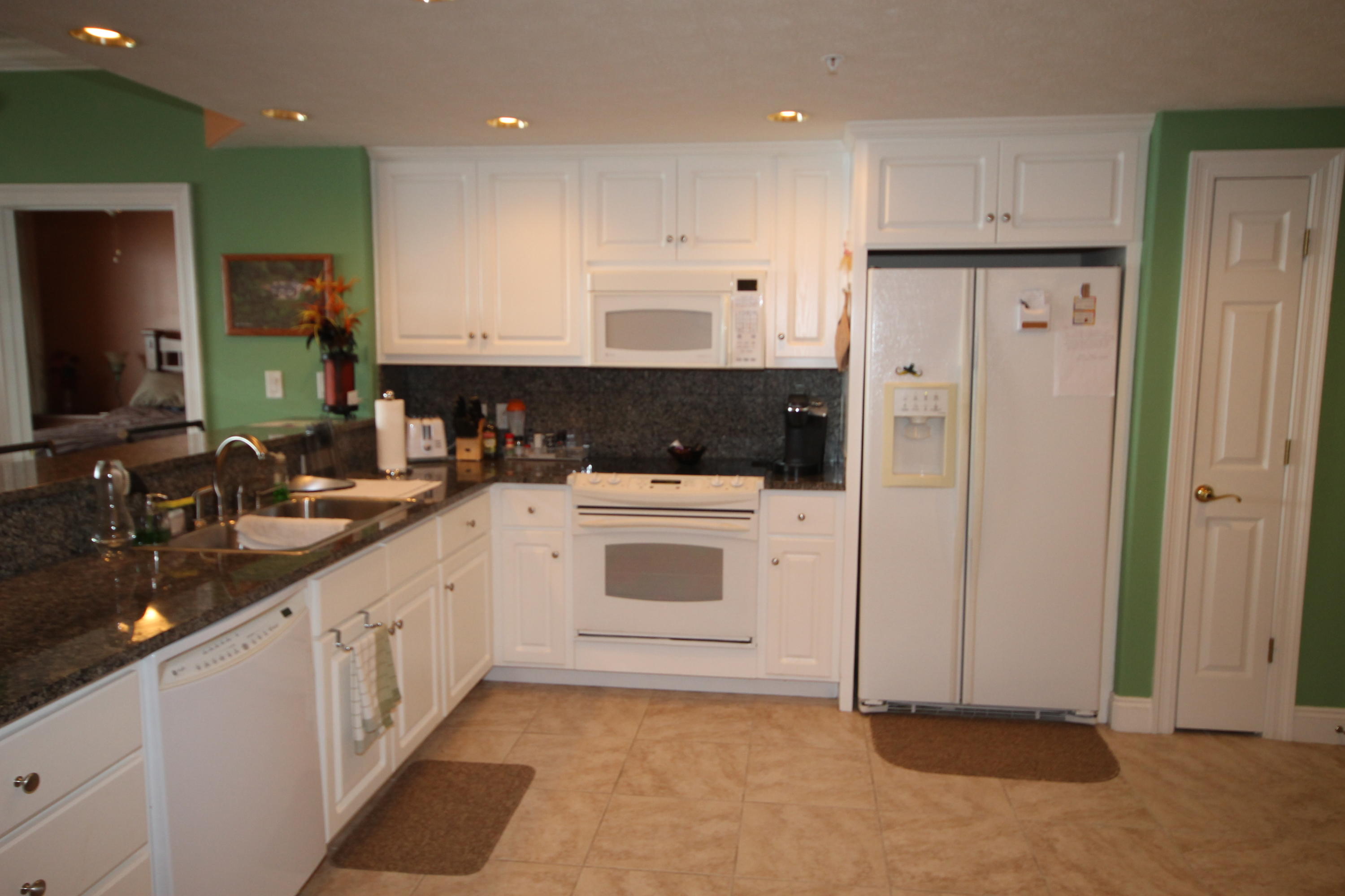 TREASURE ISLAND - Residential