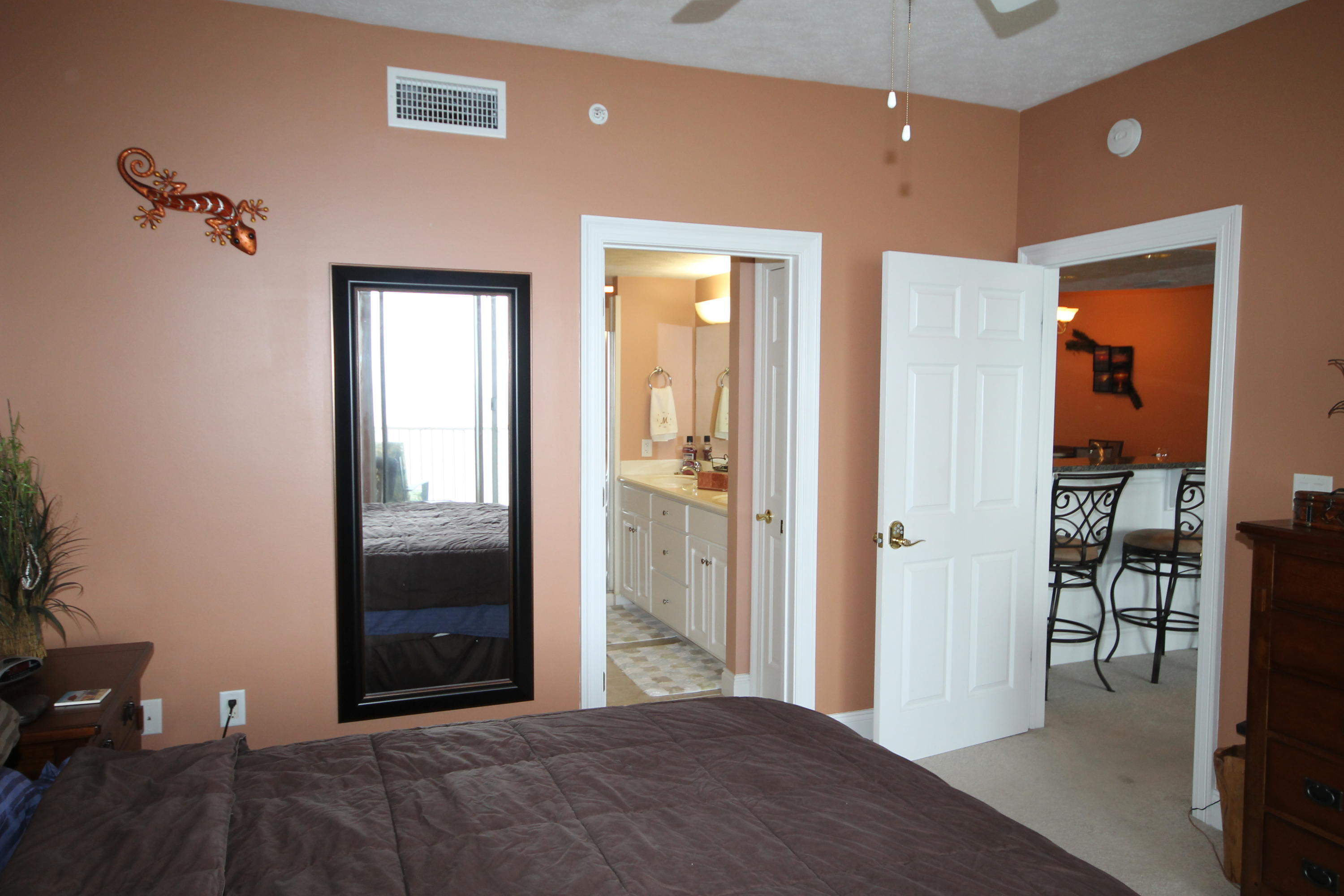 TREASURE ISLAND - Residential