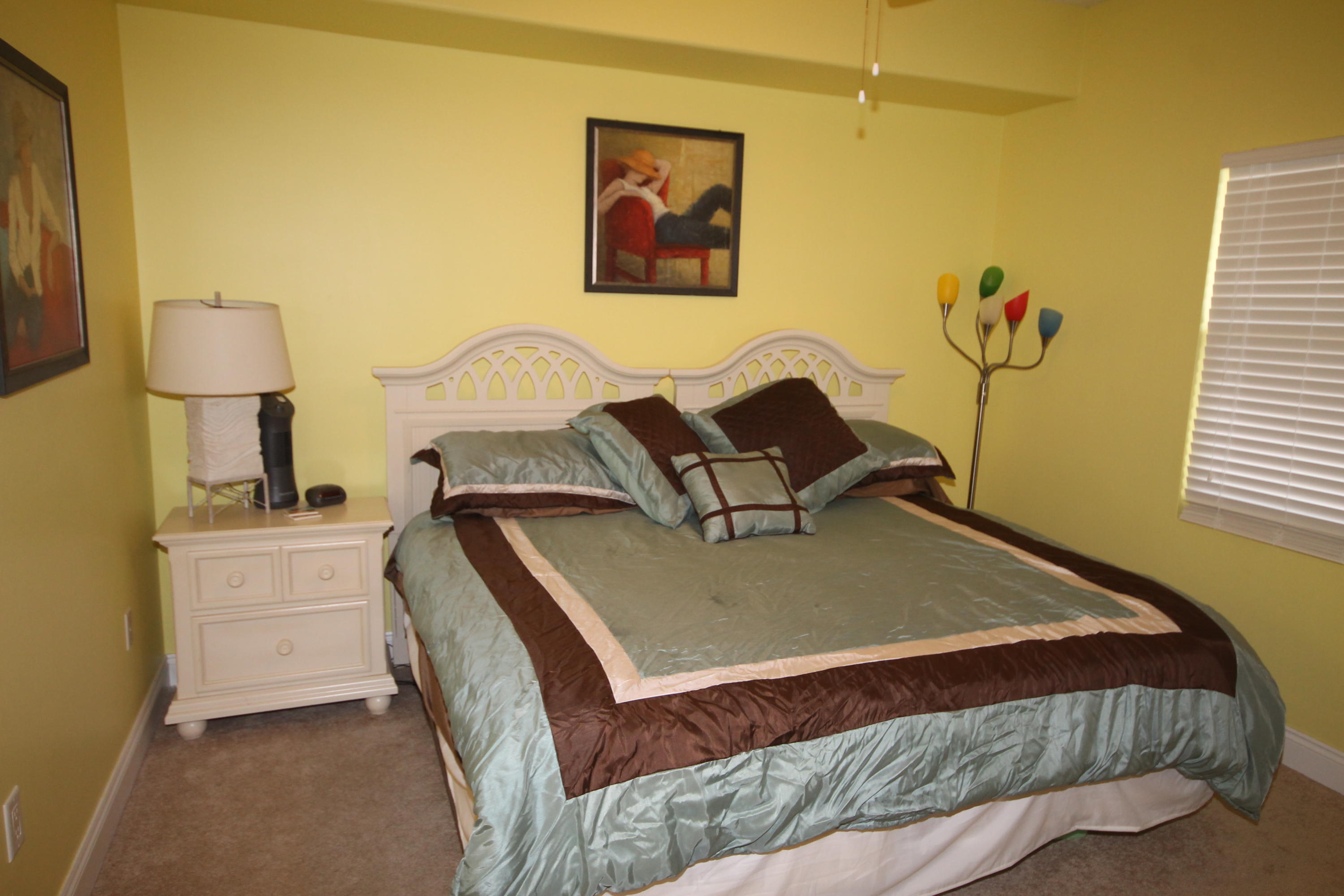 TREASURE ISLAND - Residential