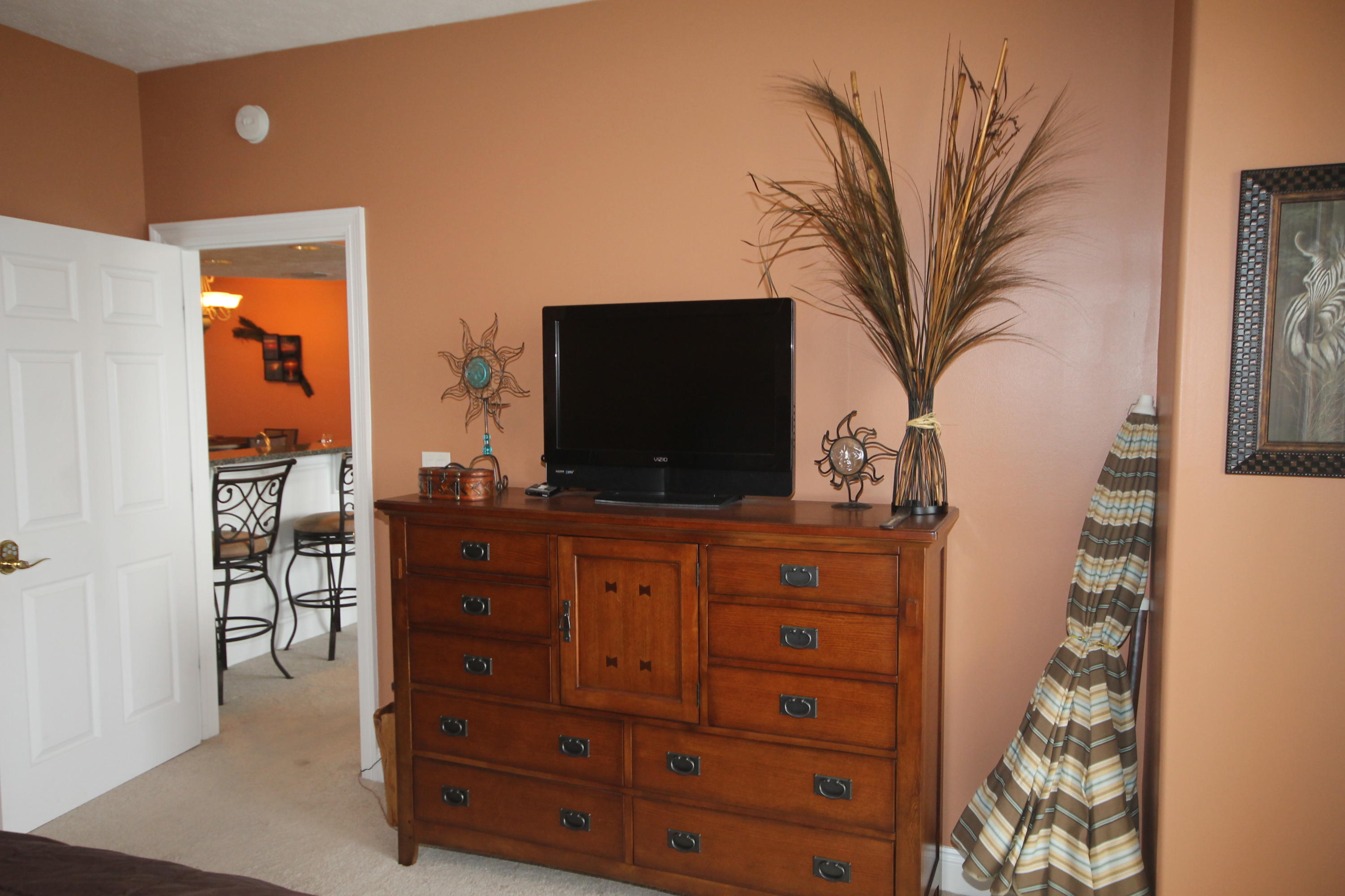 TREASURE ISLAND - Residential