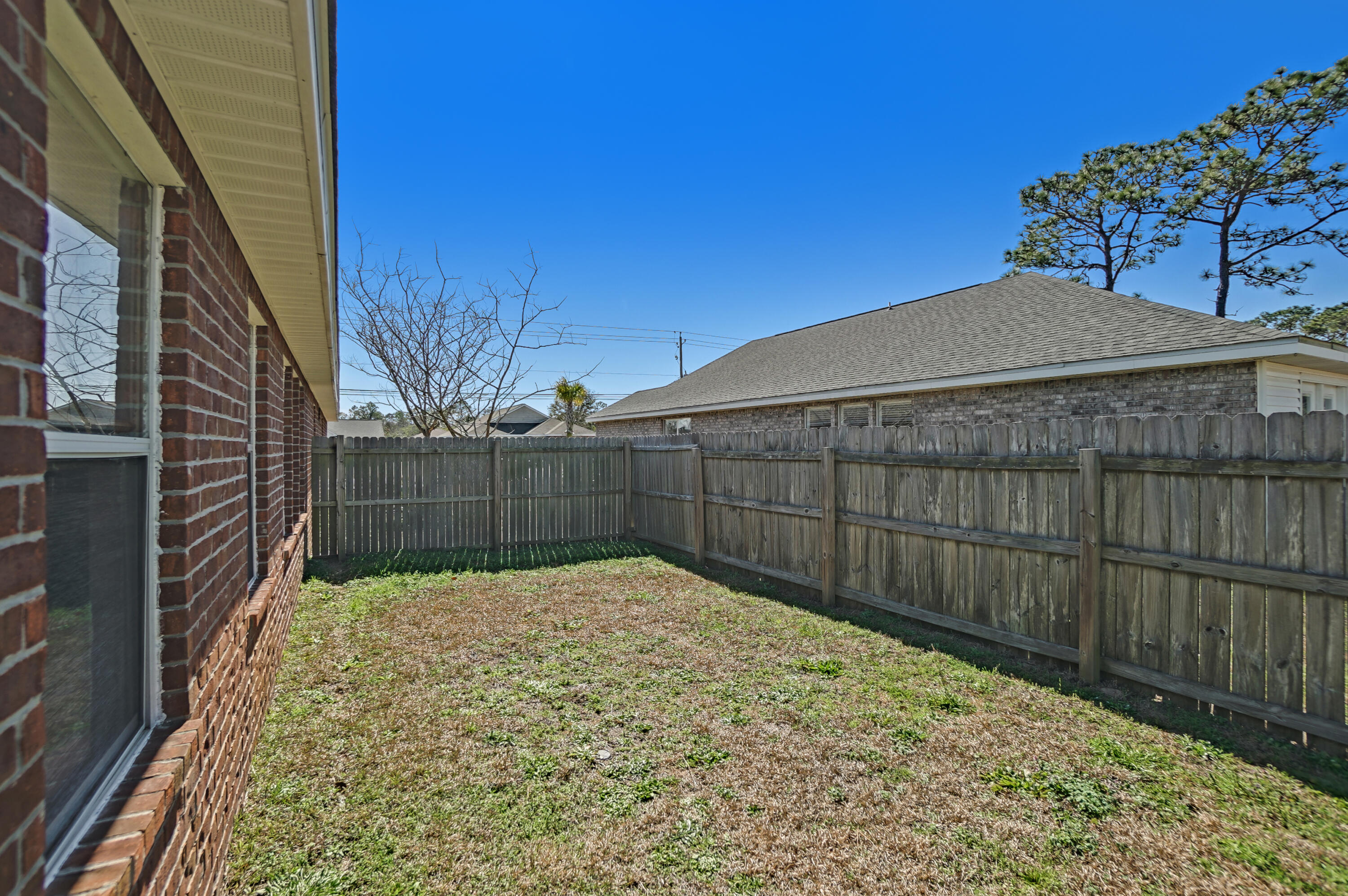 ROSS CROSSING - Residential