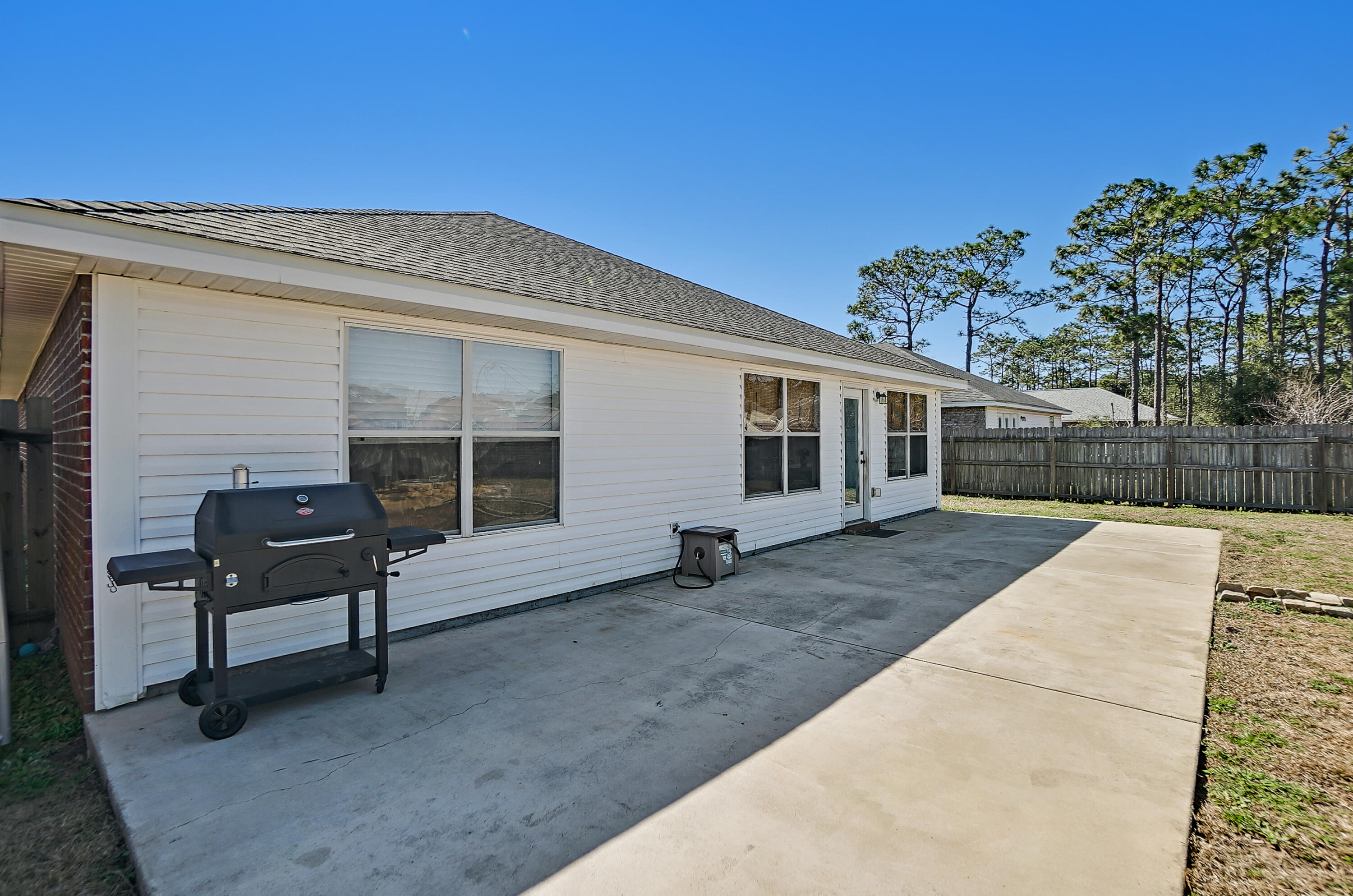 ROSS CROSSING - Residential