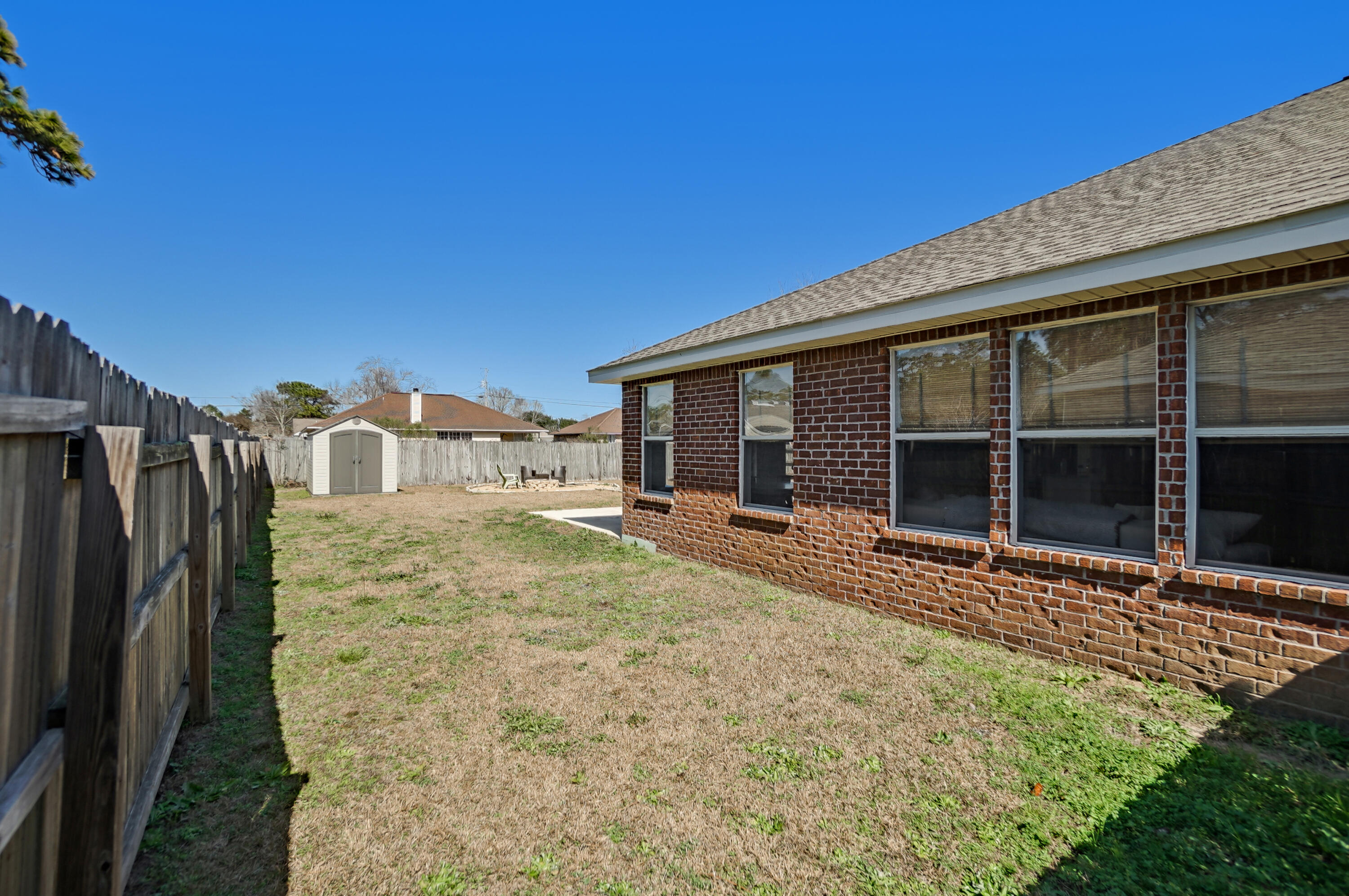 ROSS CROSSING - Residential