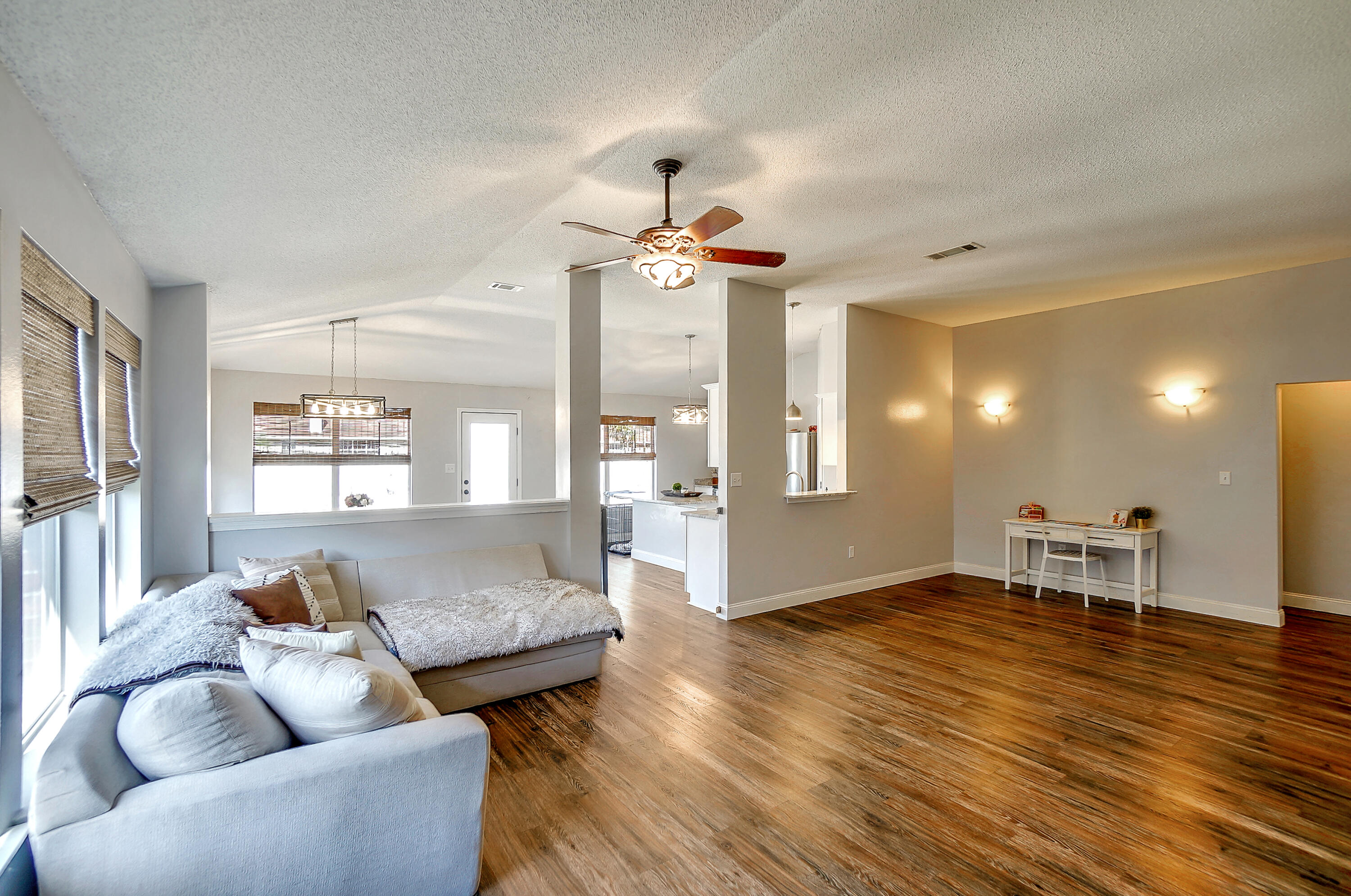 ROSS CROSSING - Residential