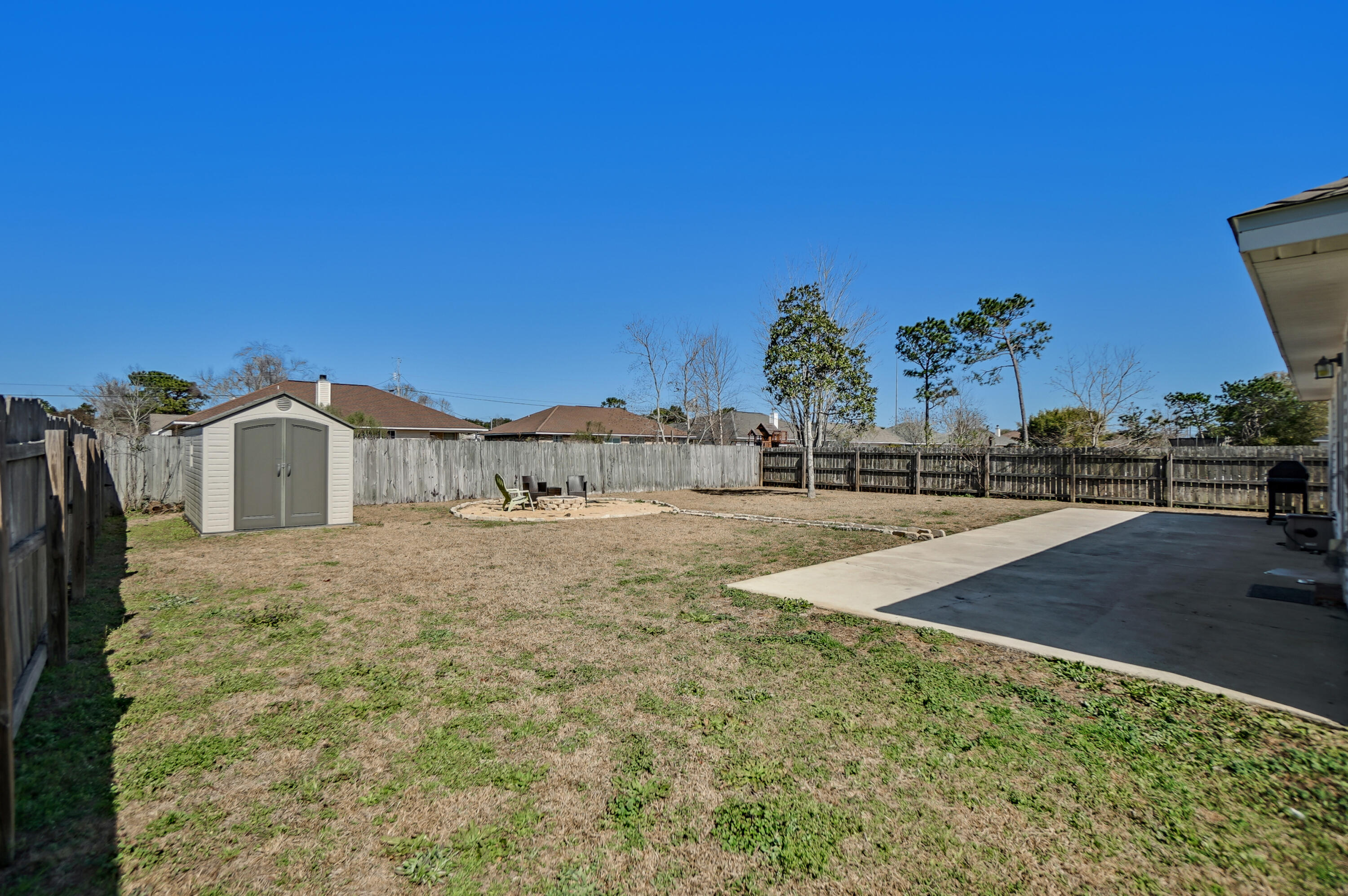 ROSS CROSSING - Residential