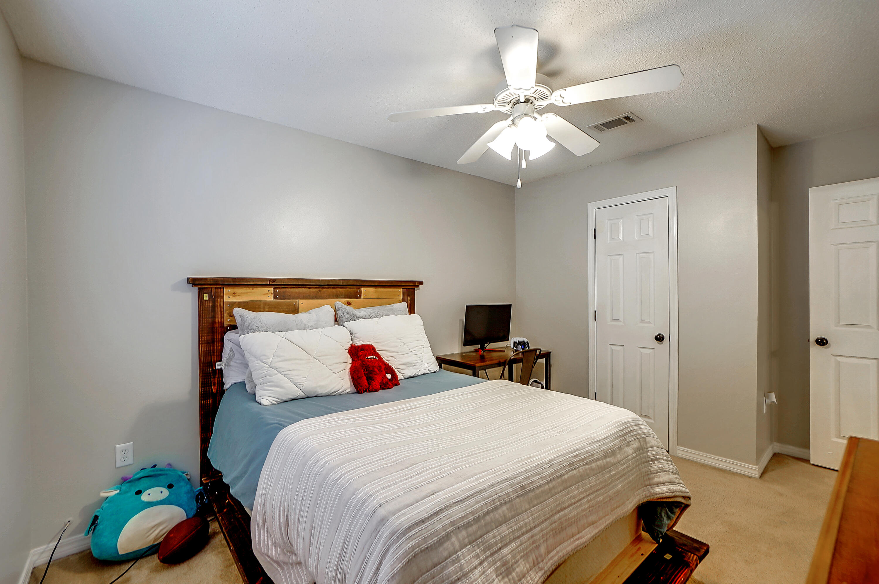 ROSS CROSSING - Residential