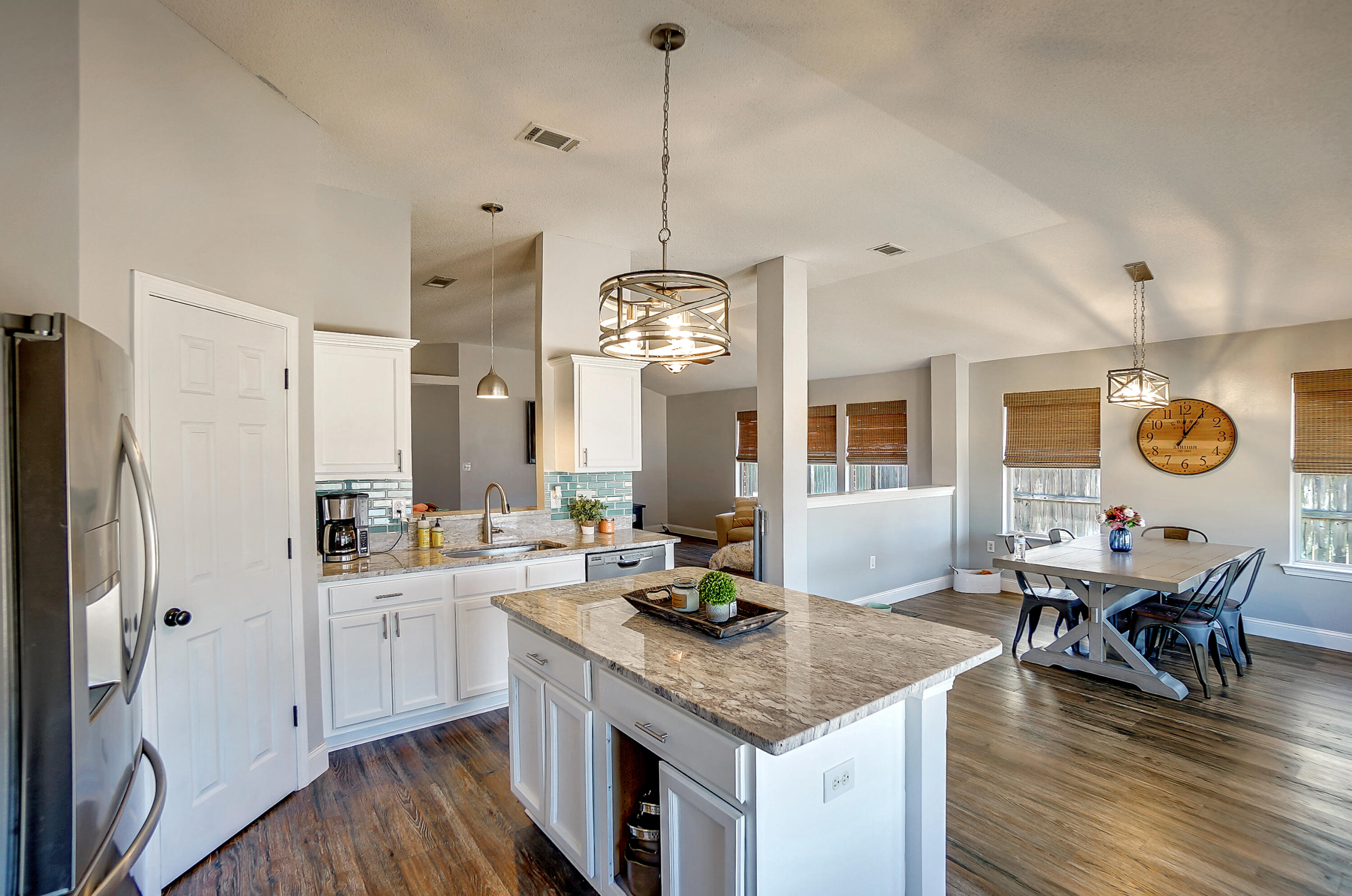ROSS CROSSING - Residential