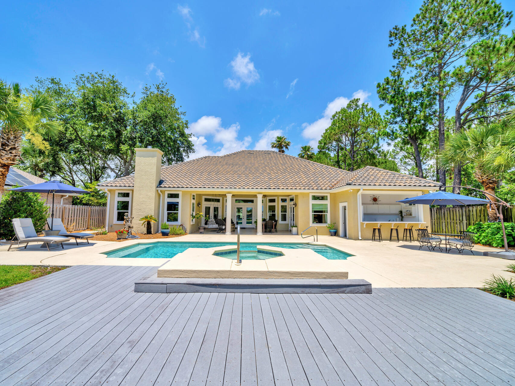 NO RECORDED SUBDIVISION - Residential