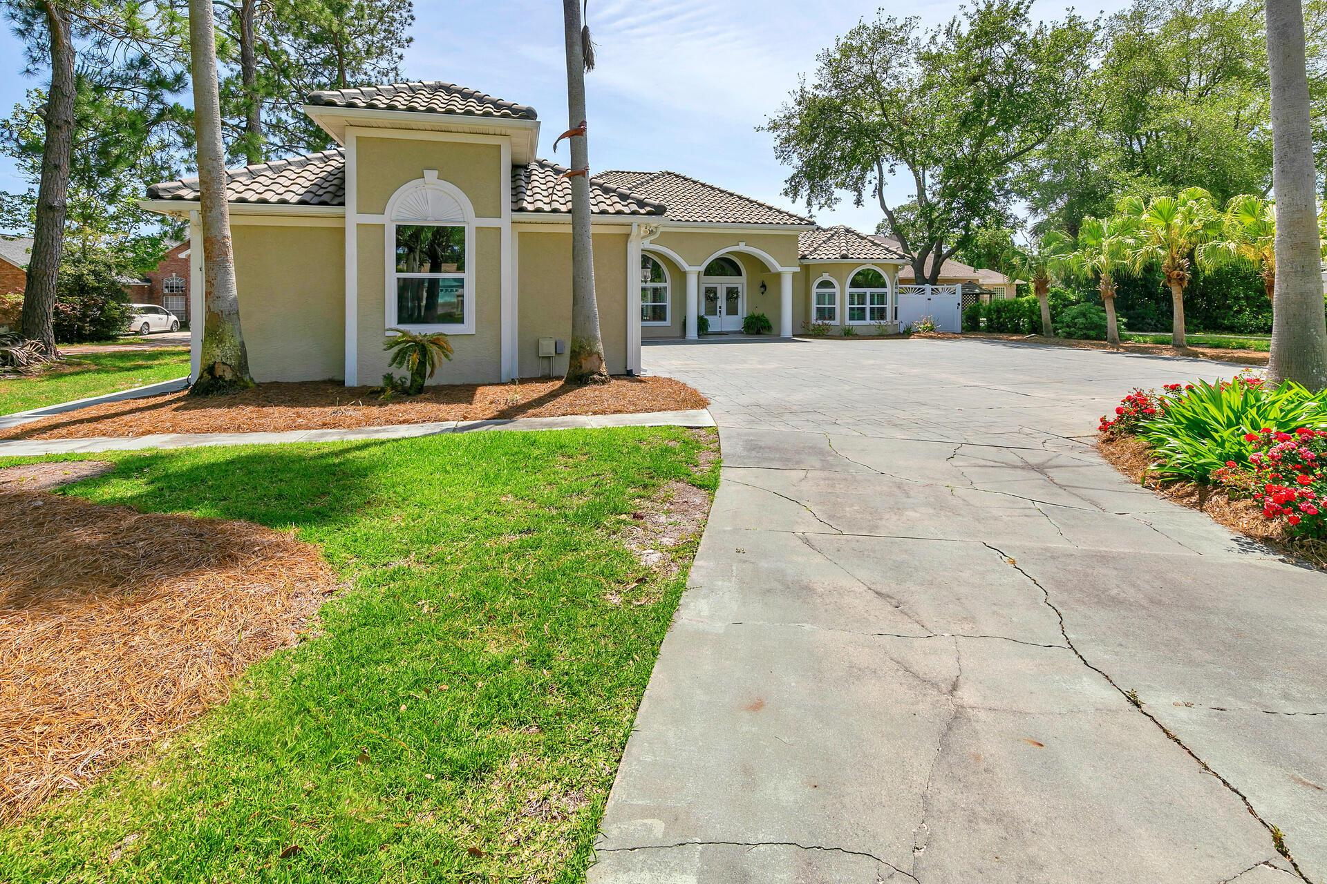 NO RECORDED SUBDIVISION - Residential