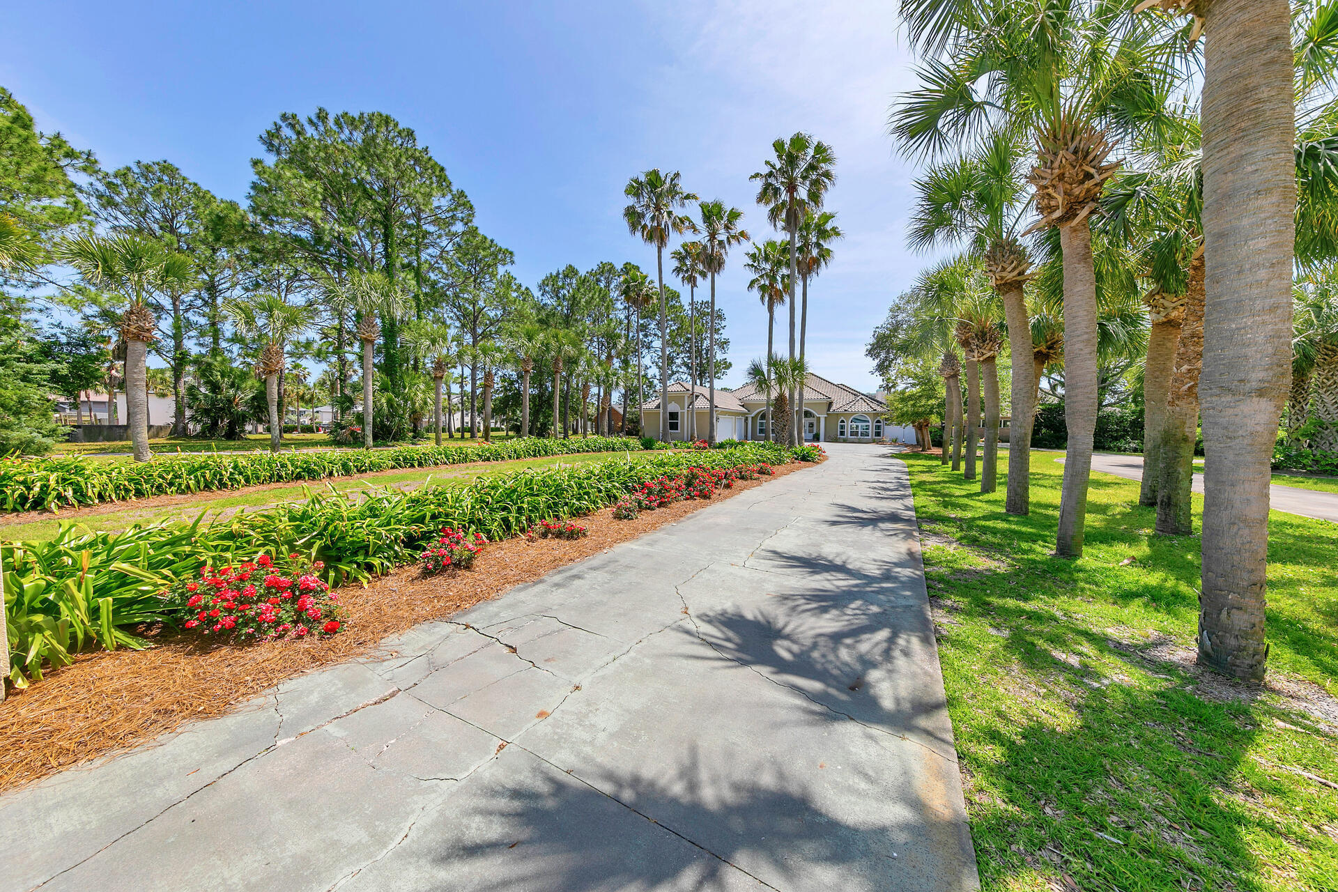 NO RECORDED SUBDIVISION - Residential