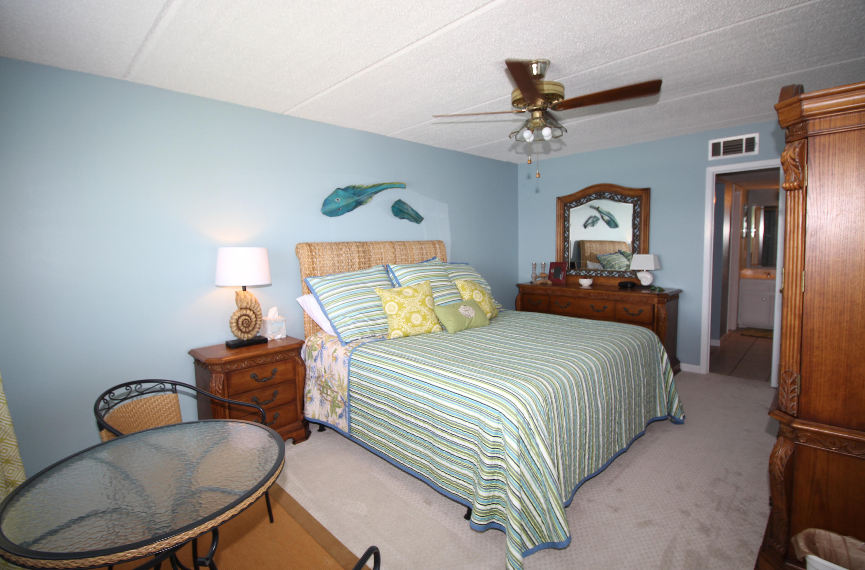 BAREFOOT BAY NORTH - Residential