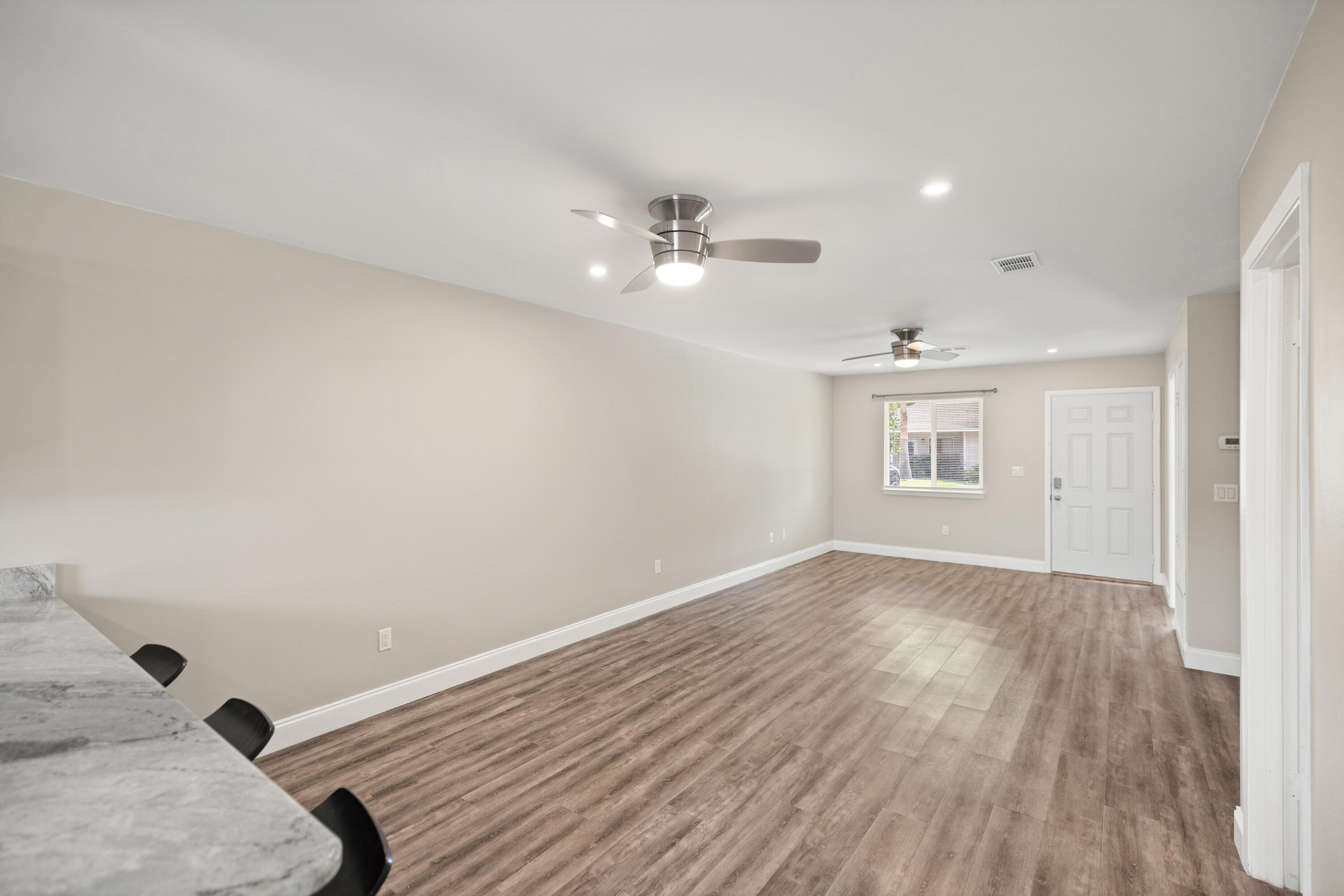 WINSTON MANOR T/H - Residential