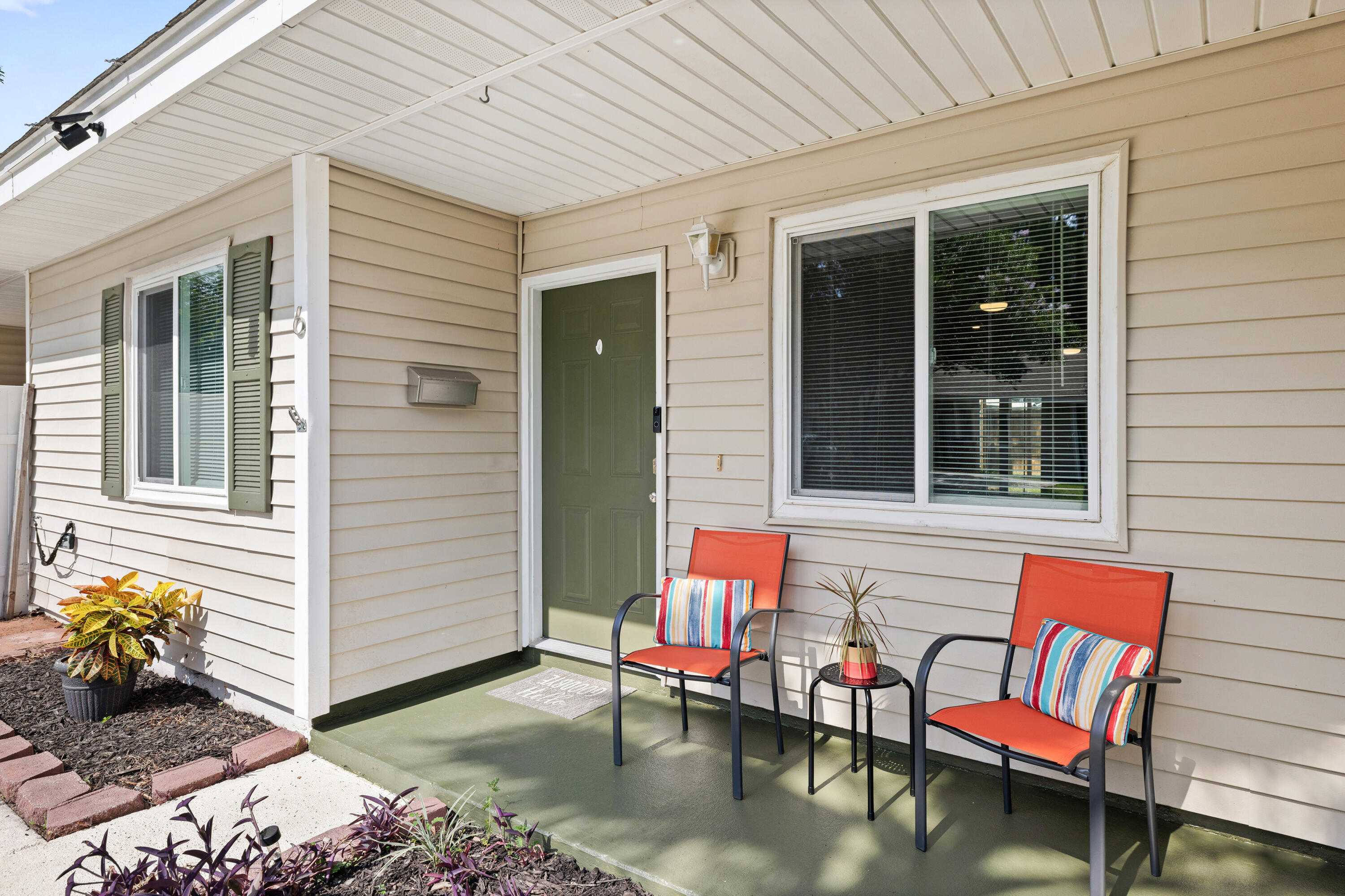 WINSTON MANOR T/H - Residential