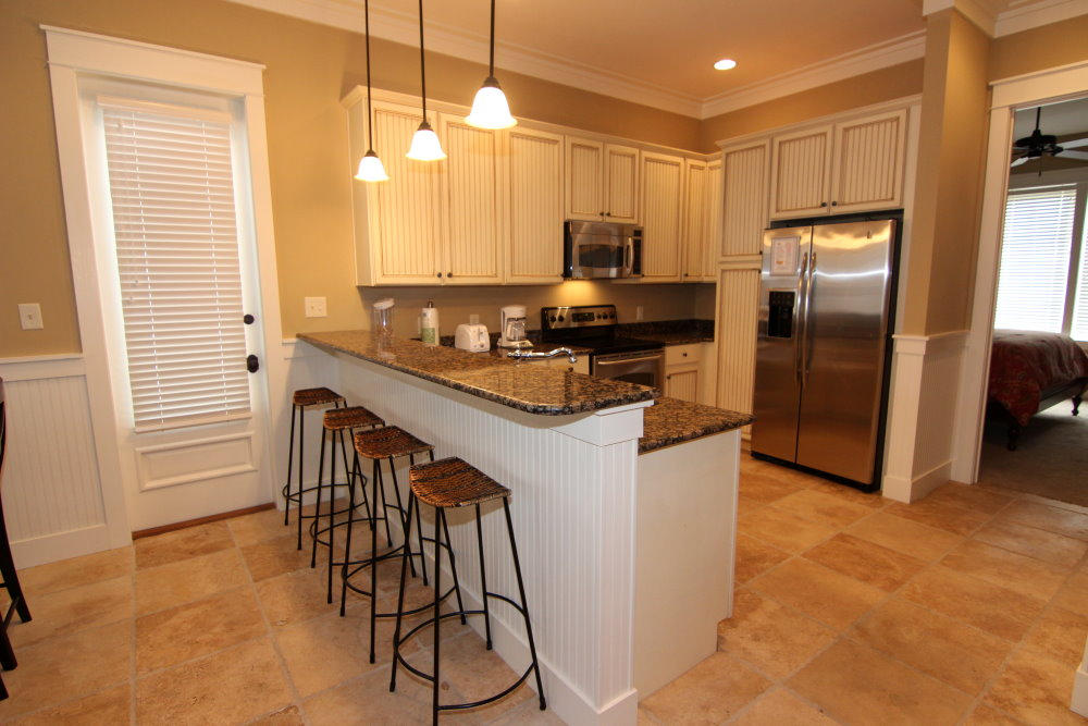 BUNGALOS AT SANDESTIN - Residential