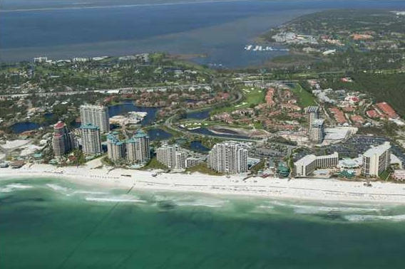 BUNGALOS AT SANDESTIN - Residential