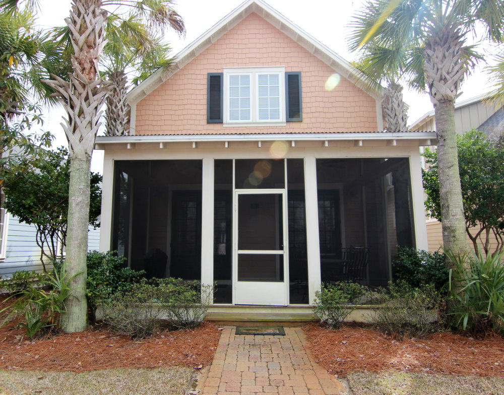 BUNGALOS AT SANDESTIN - Residential