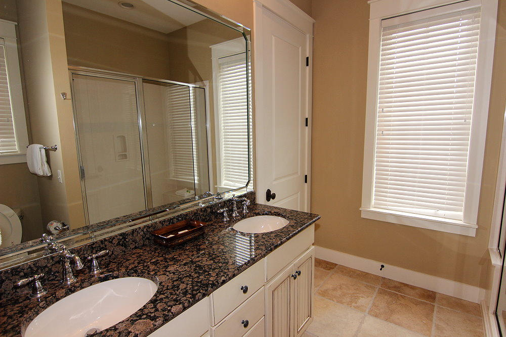 BUNGALOS AT SANDESTIN - Residential