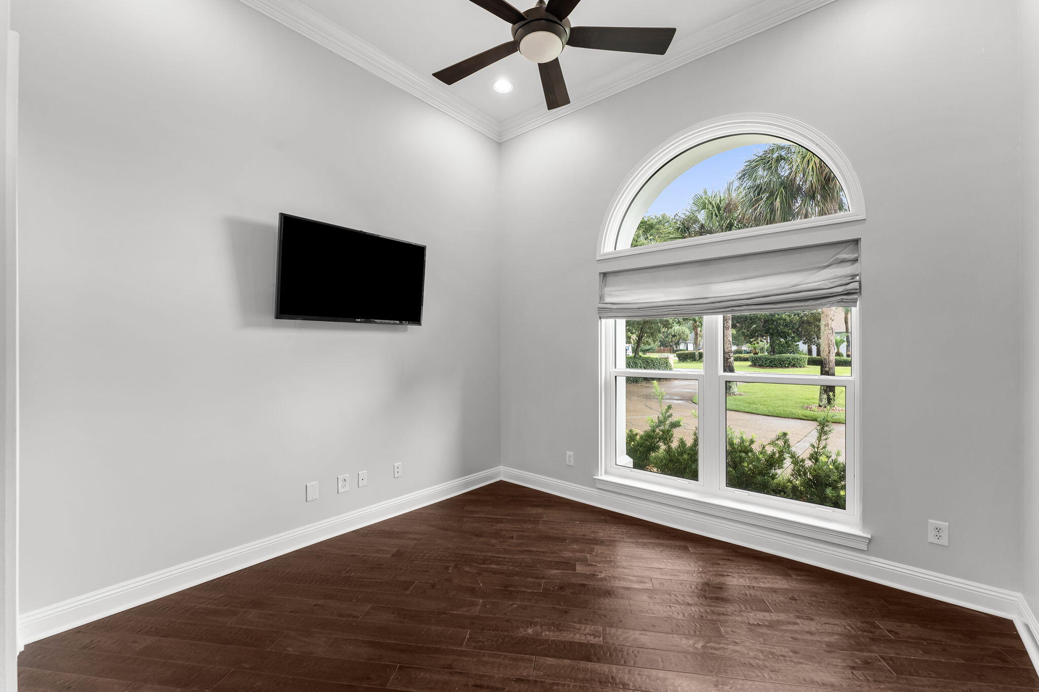 EMERALD BAY  BAYWINDS GOLF EST PH 2 - Residential