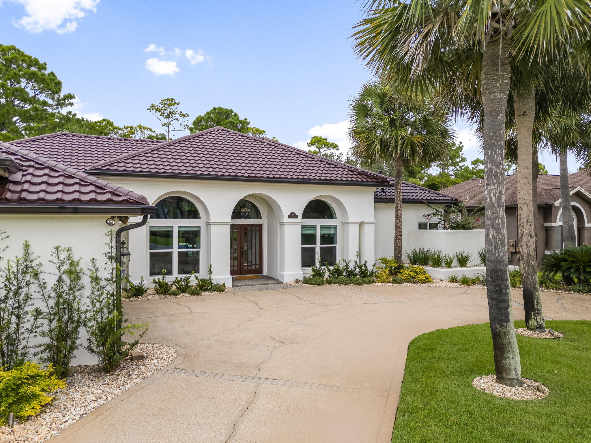 EMERALD BAY  BAYWINDS GOLF EST PH 2 - Residential