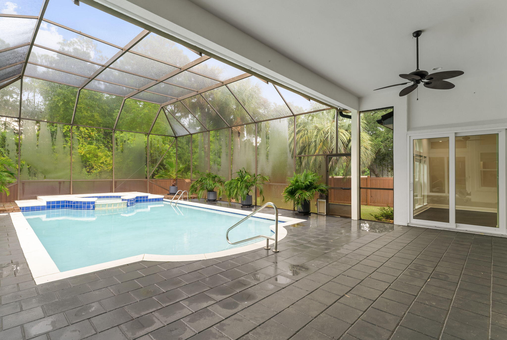 EMERALD BAY  BAYWINDS GOLF EST PH 2 - Residential
