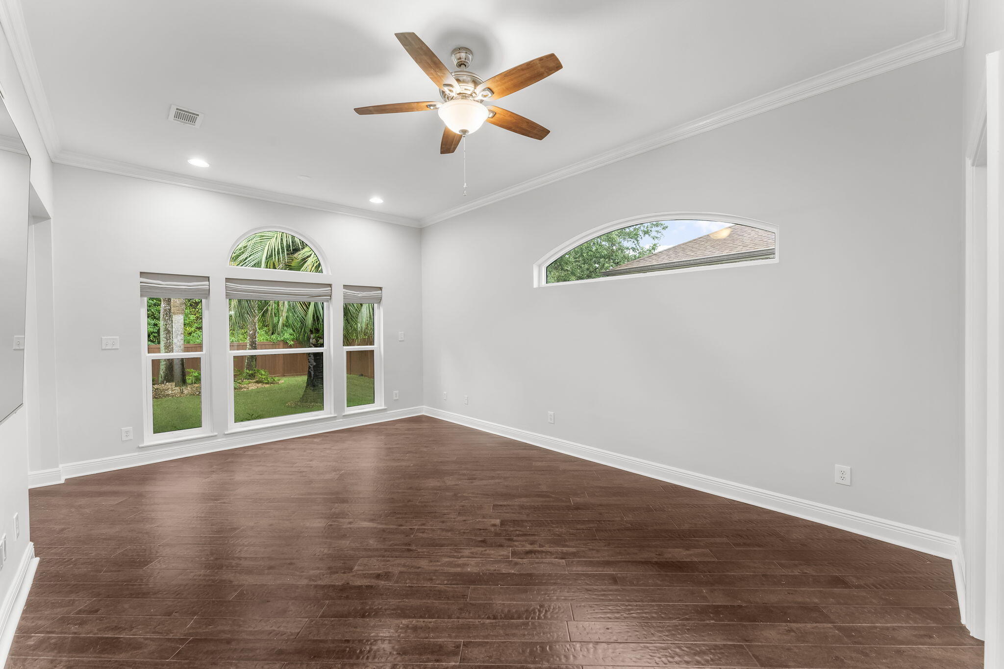 EMERALD BAY  BAYWINDS GOLF EST PH 2 - Residential