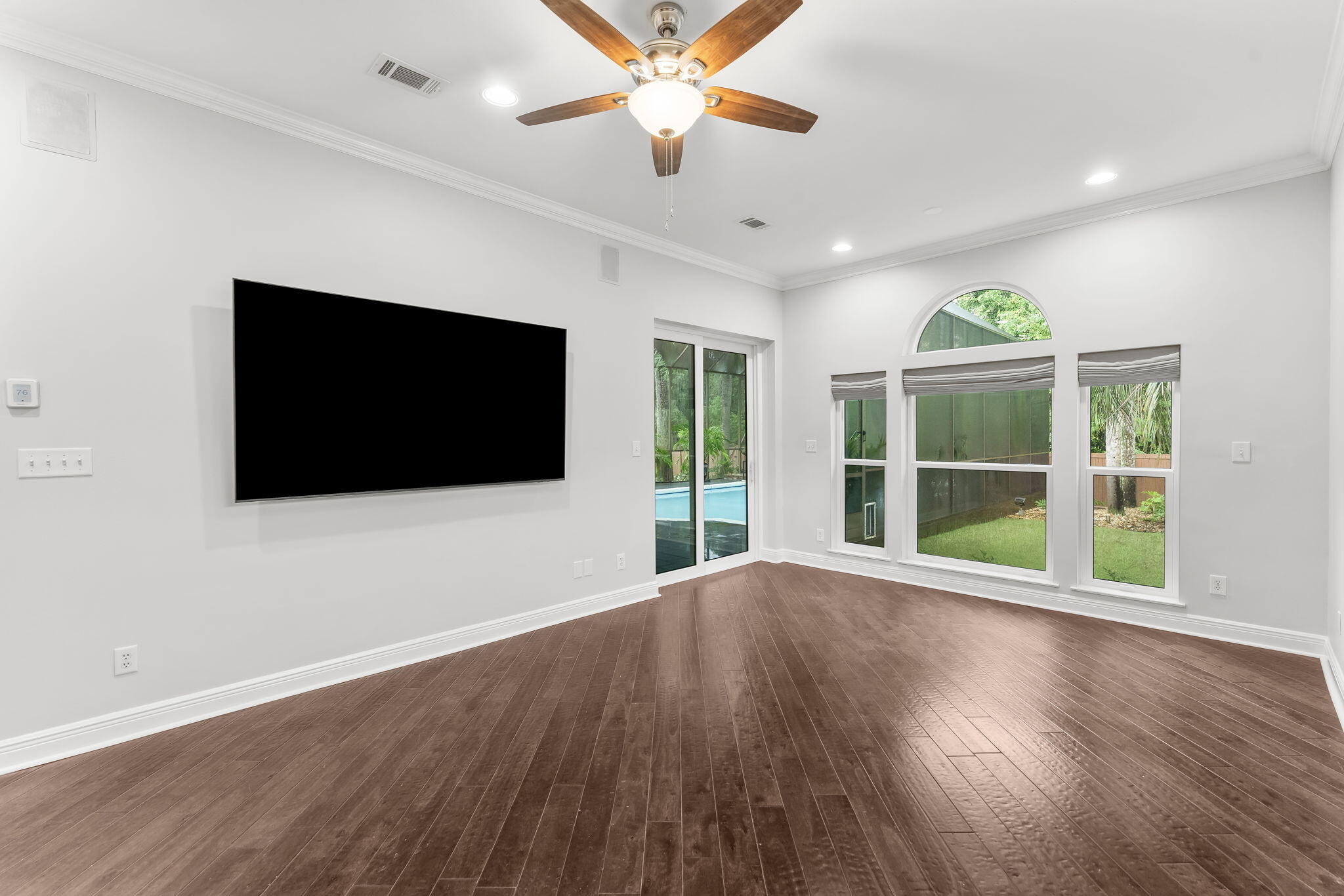 EMERALD BAY  BAYWINDS GOLF EST PH 2 - Residential