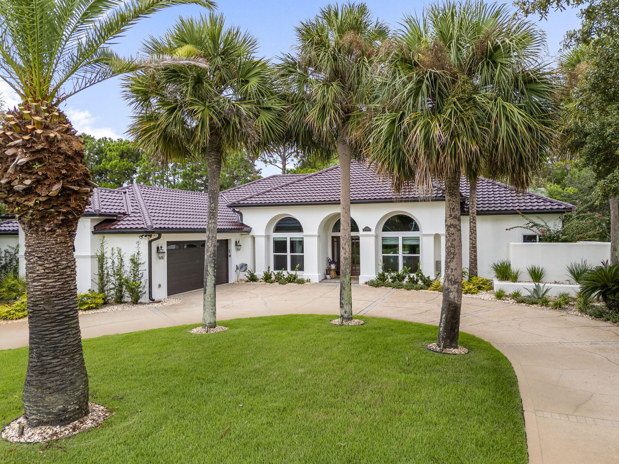 EMERALD BAY  BAYWINDS GOLF EST PH 2 - Residential