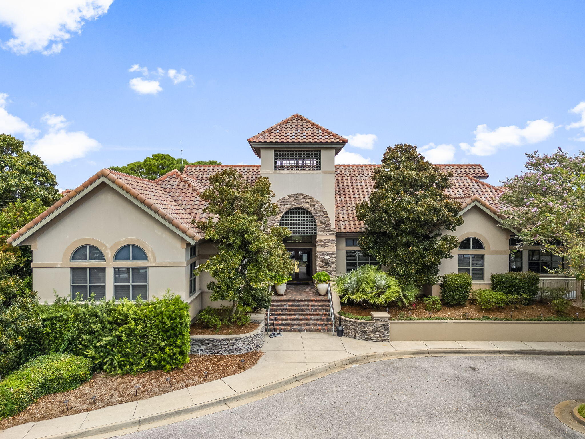 EMERALD BAY  BAYWINDS GOLF EST PH 2 - Residential