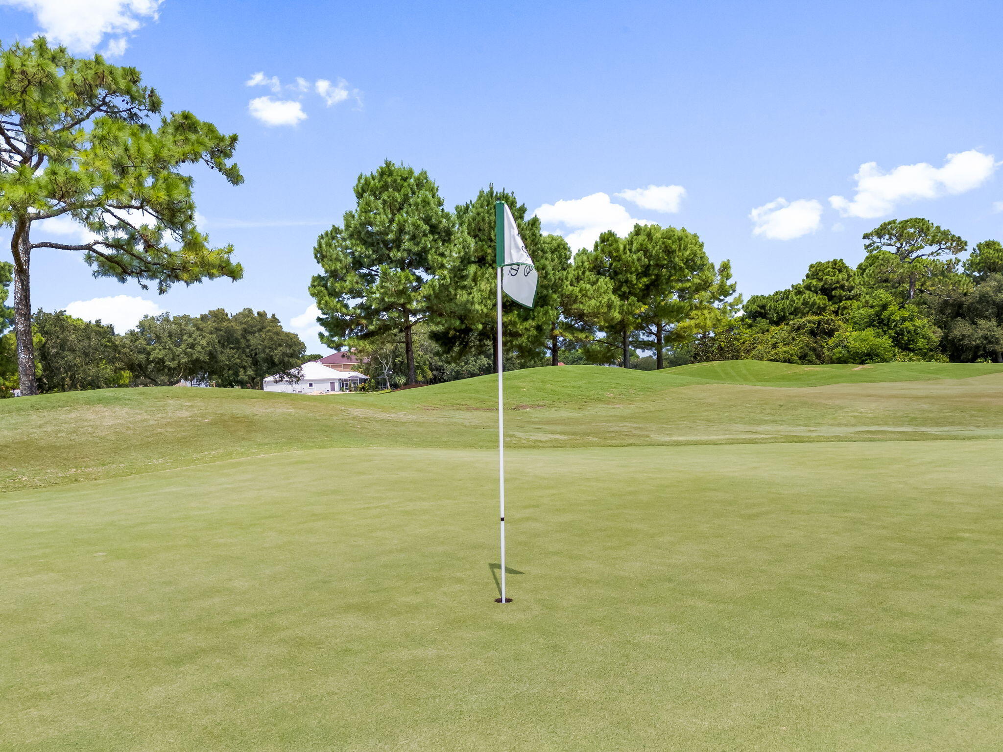 EMERALD BAY  BAYWINDS GOLF EST PH 2 - Residential