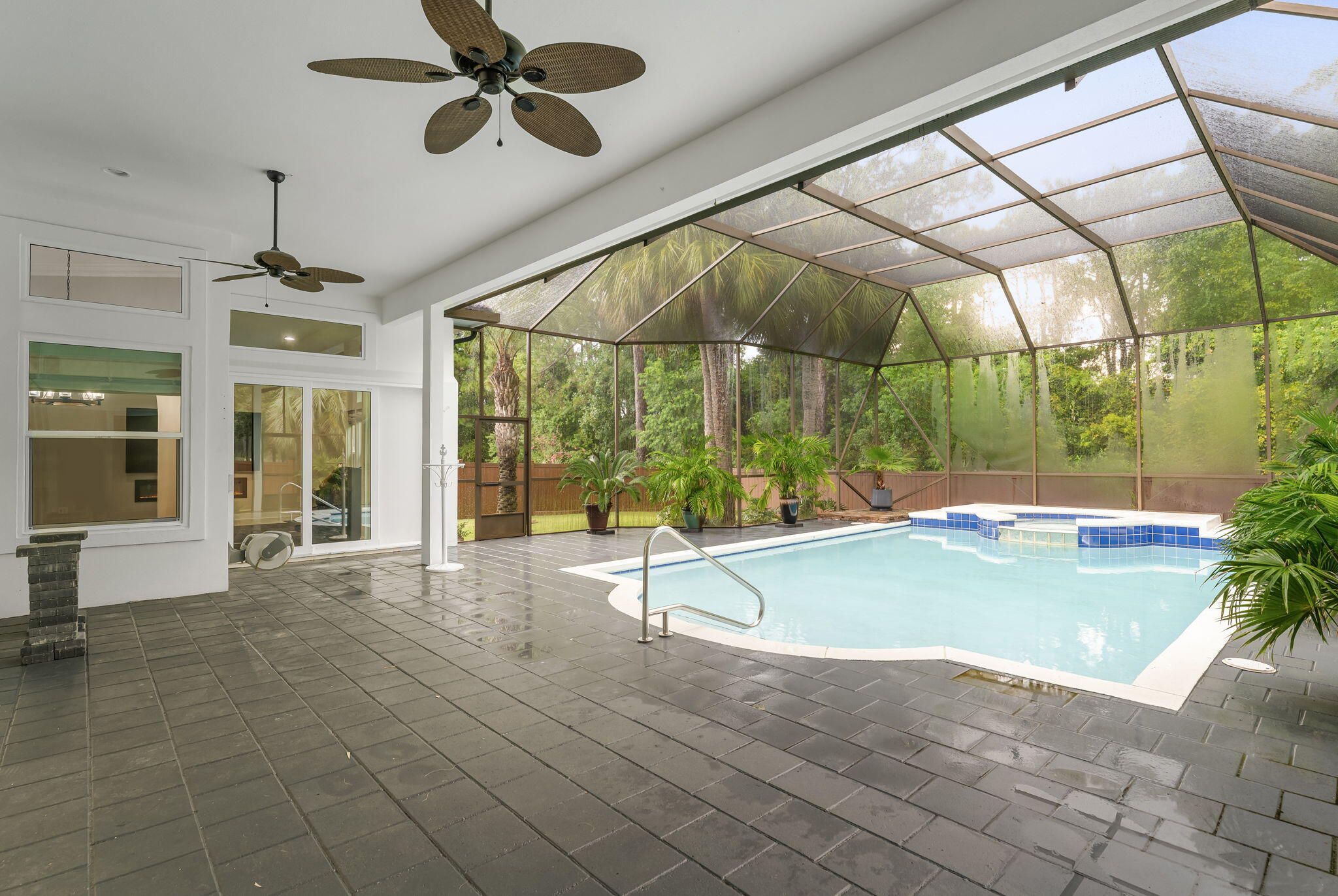 EMERALD BAY  BAYWINDS GOLF EST PH 2 - Residential