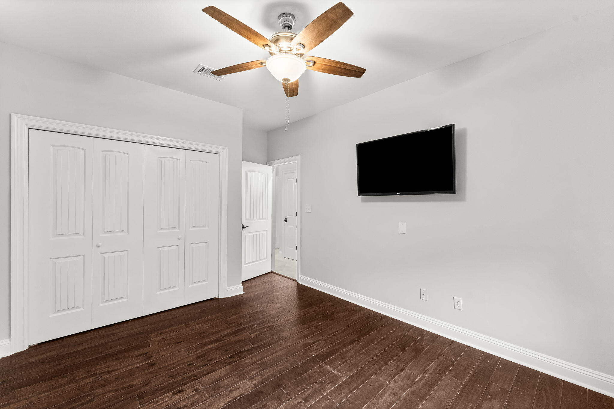 EMERALD BAY  BAYWINDS GOLF EST PH 2 - Residential