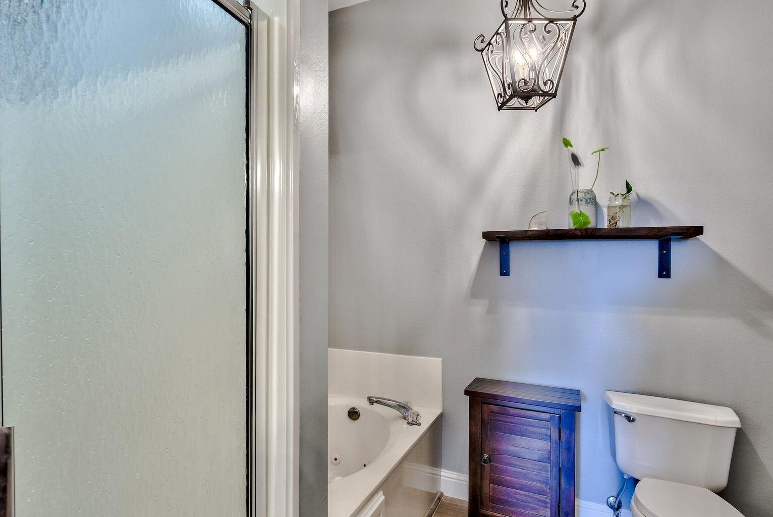 PLAZA THE - Residential Lease