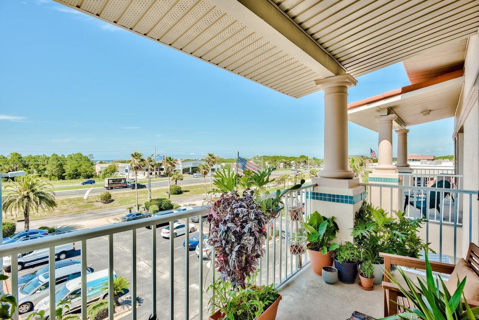 PLAZA THE - Residential Lease