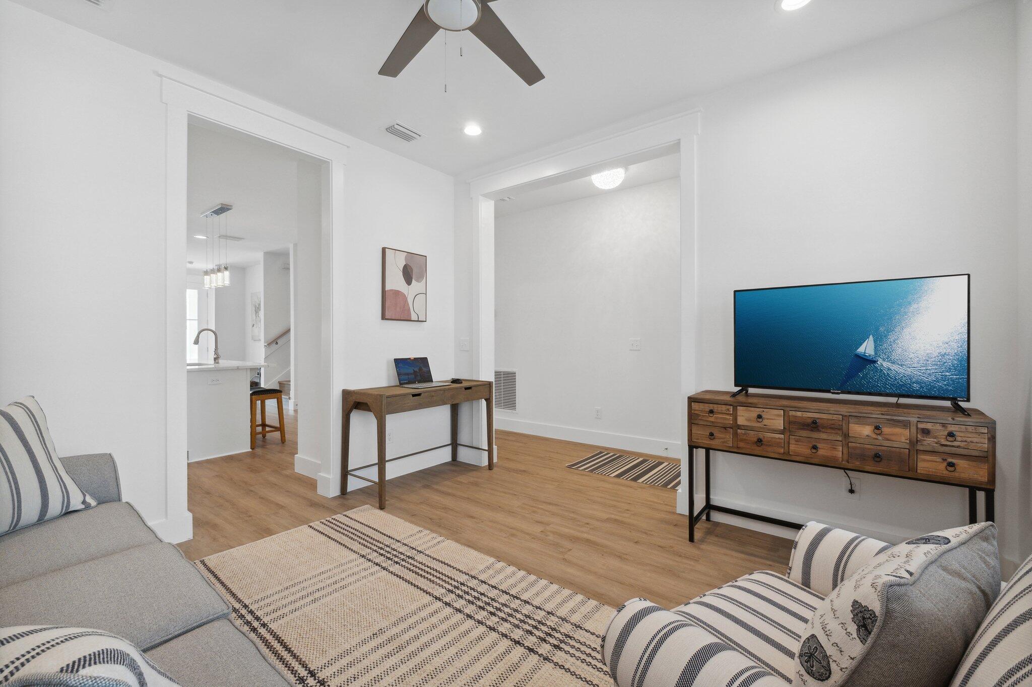 HOLIDAY BEACH UNIT 14 - Residential