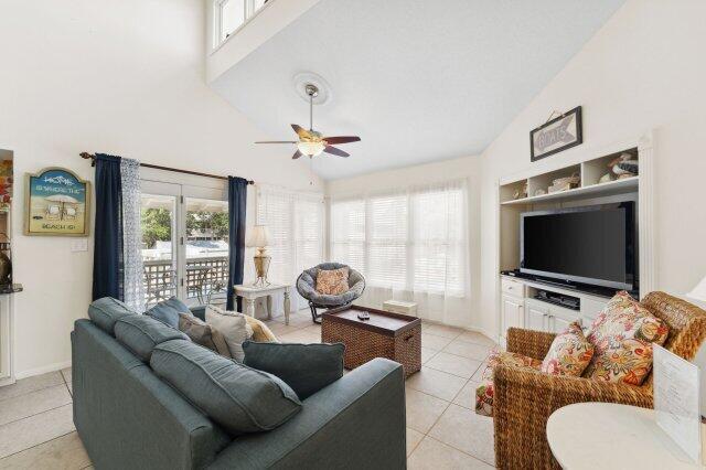 HIDDEN DUNES BEACH COTTAGES 1 - Residential