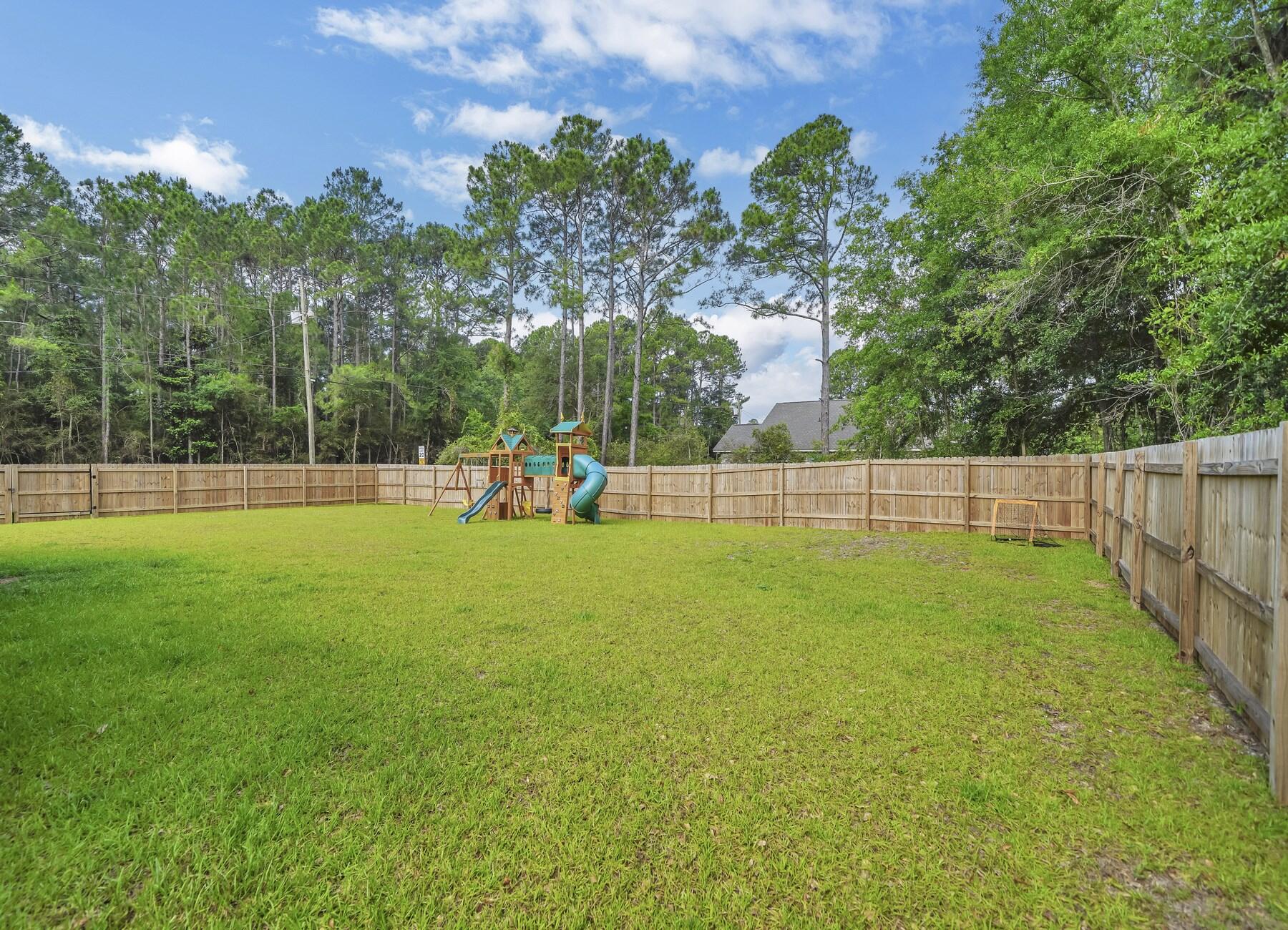 NO RECORDED SUBDIVISION - Residential Lease