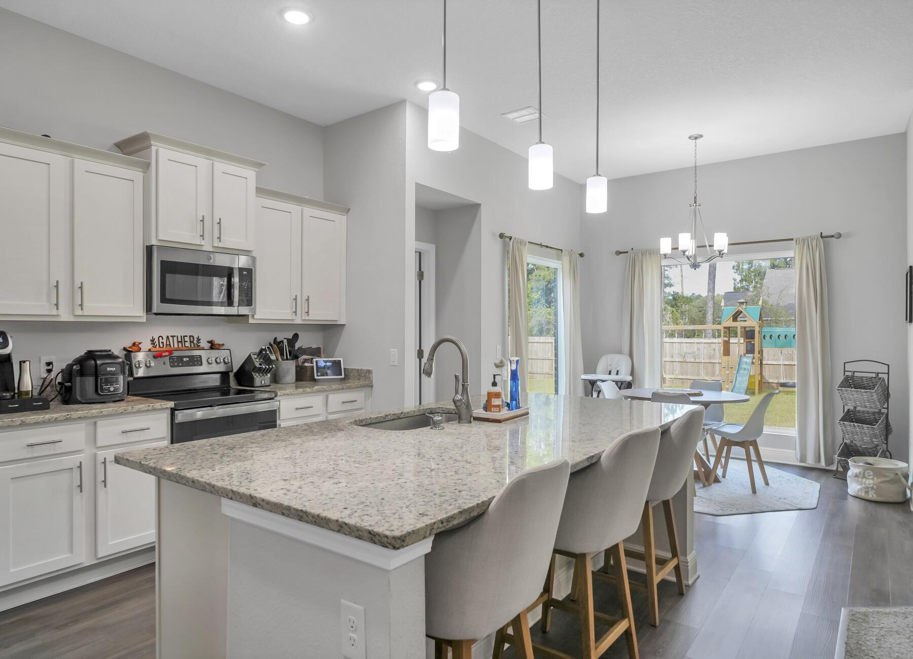 NO RECORDED SUBDIVISION - Residential Lease