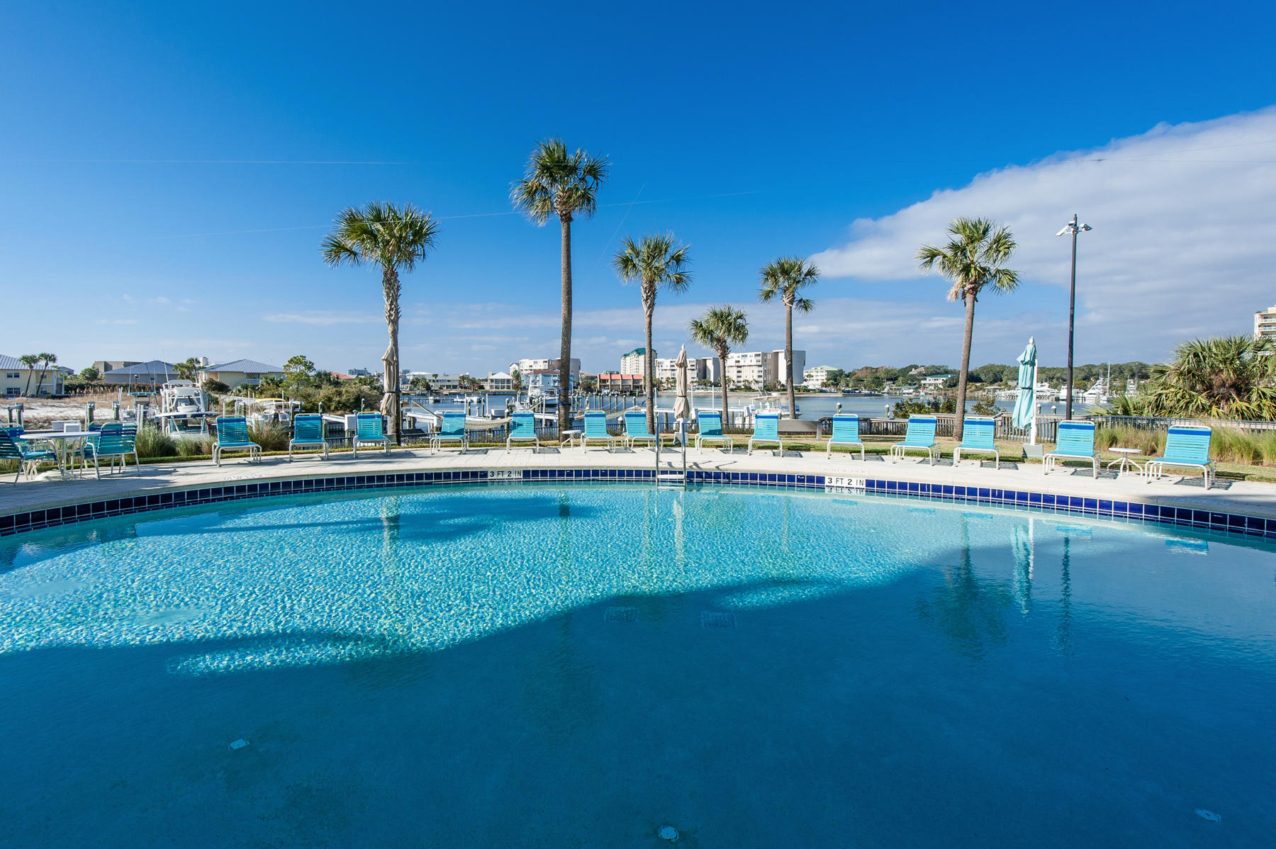 HARBOR LANDING - Residential