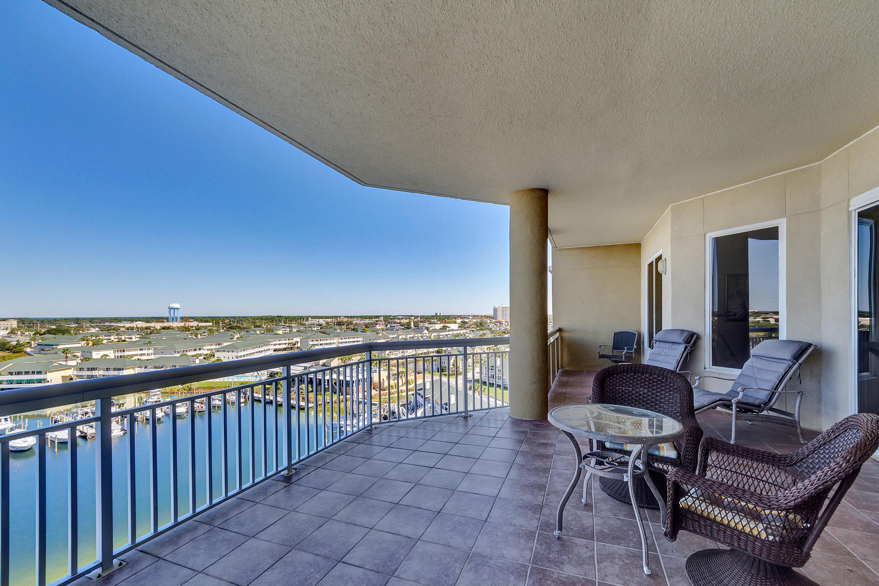 HARBOR LANDING - Residential