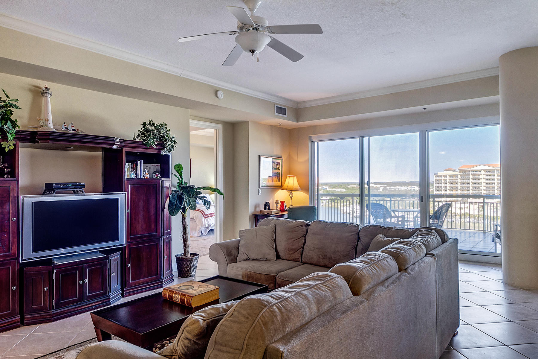 HARBOR LANDING - Residential