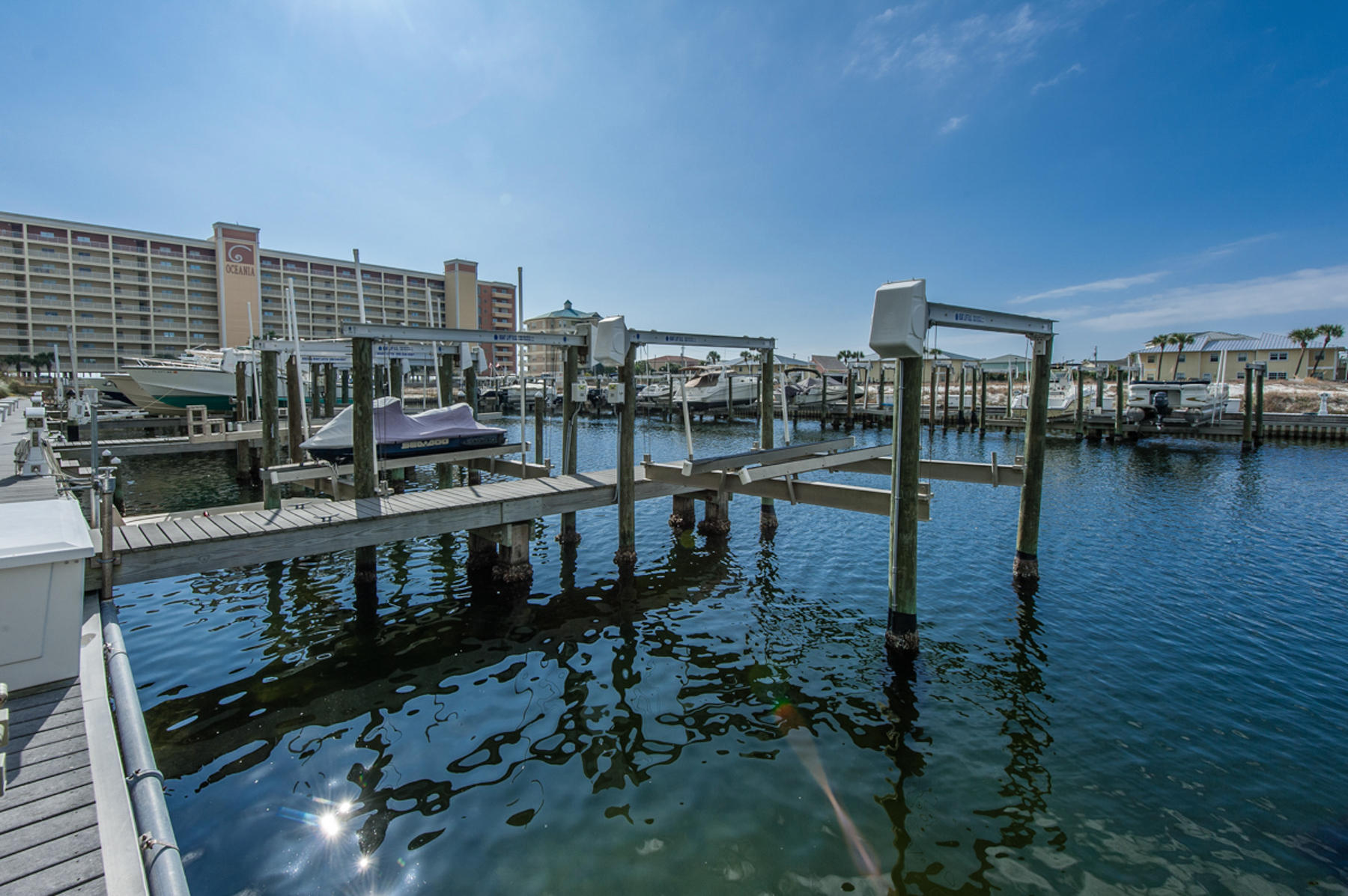 HARBOR LANDING - Residential